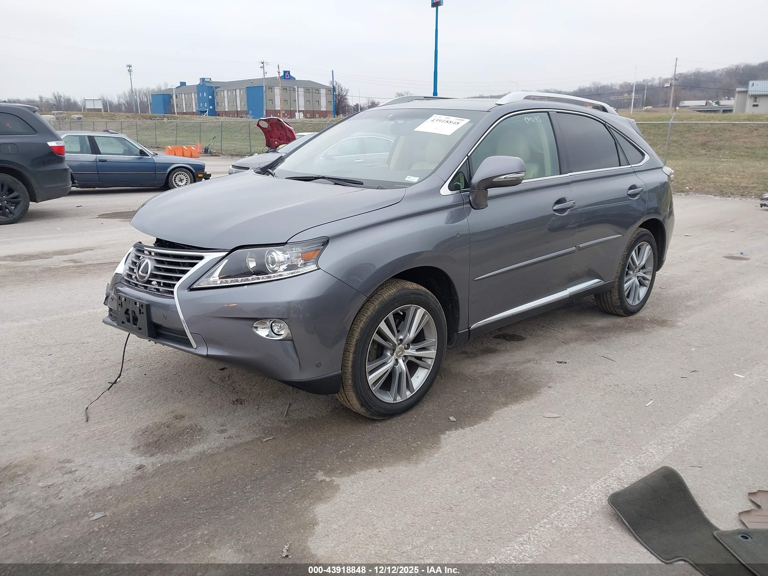 LEXUS RX image 2