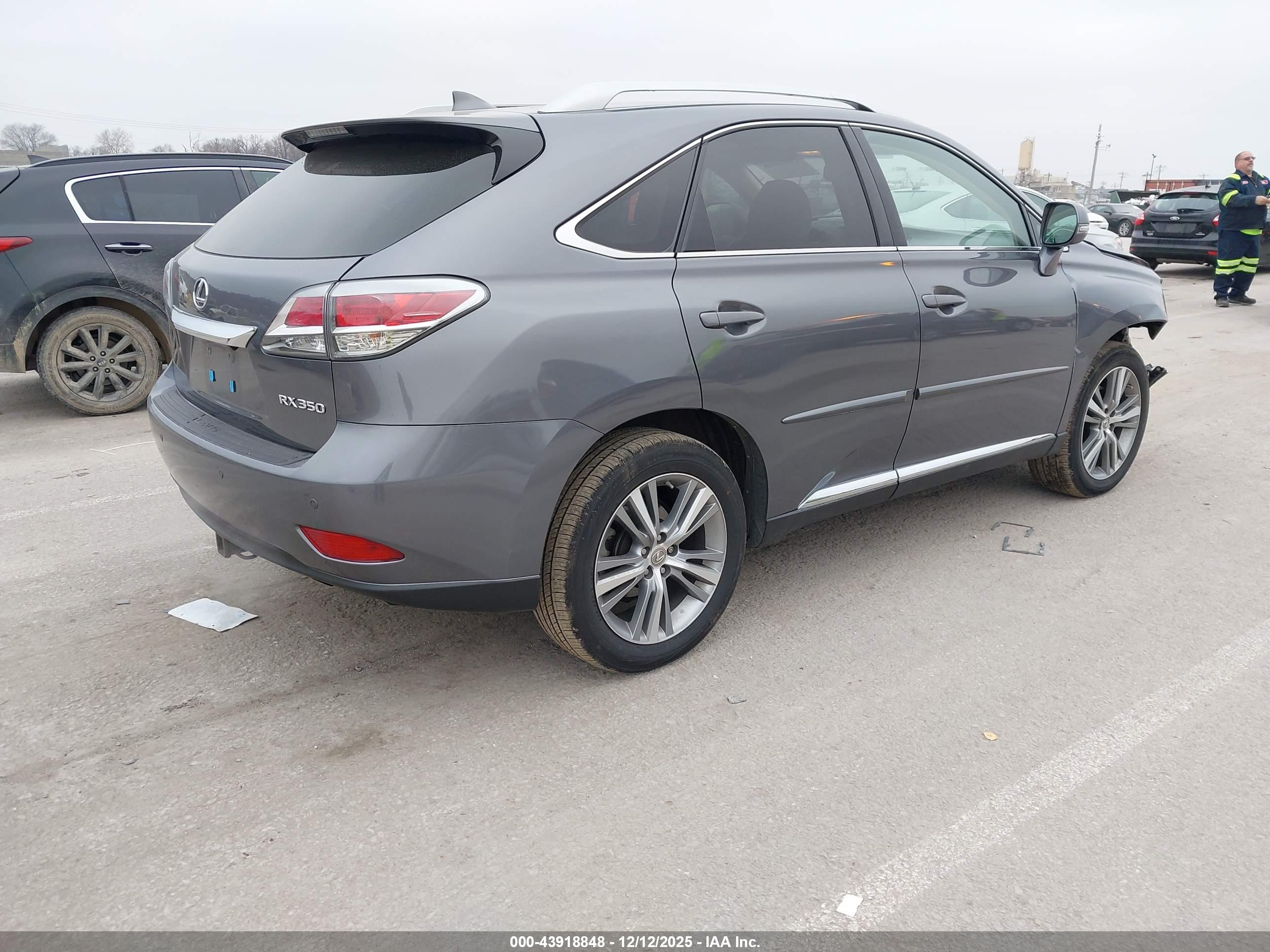 LEXUS RX image 4