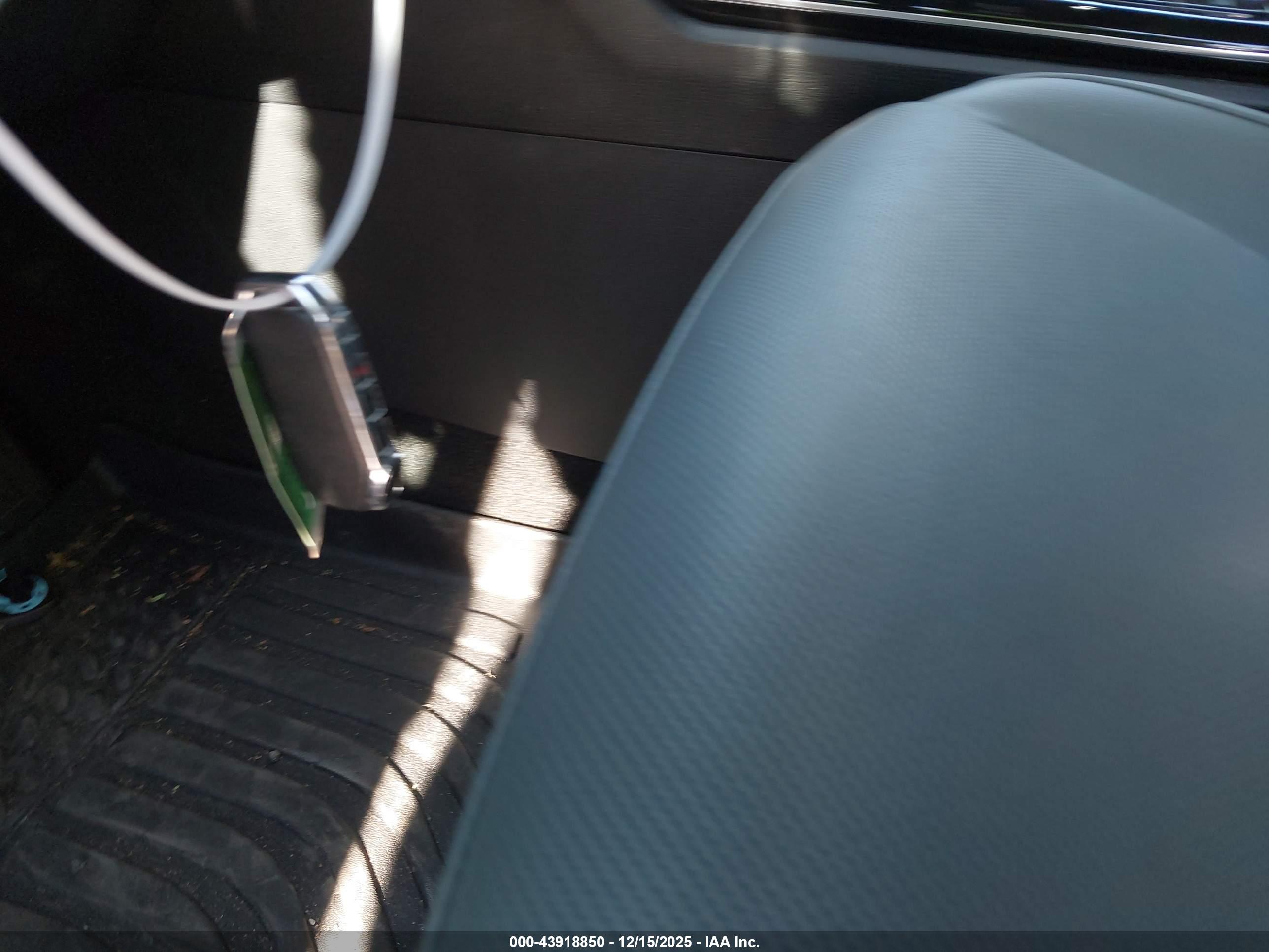 KIA SPORTAGE image 11