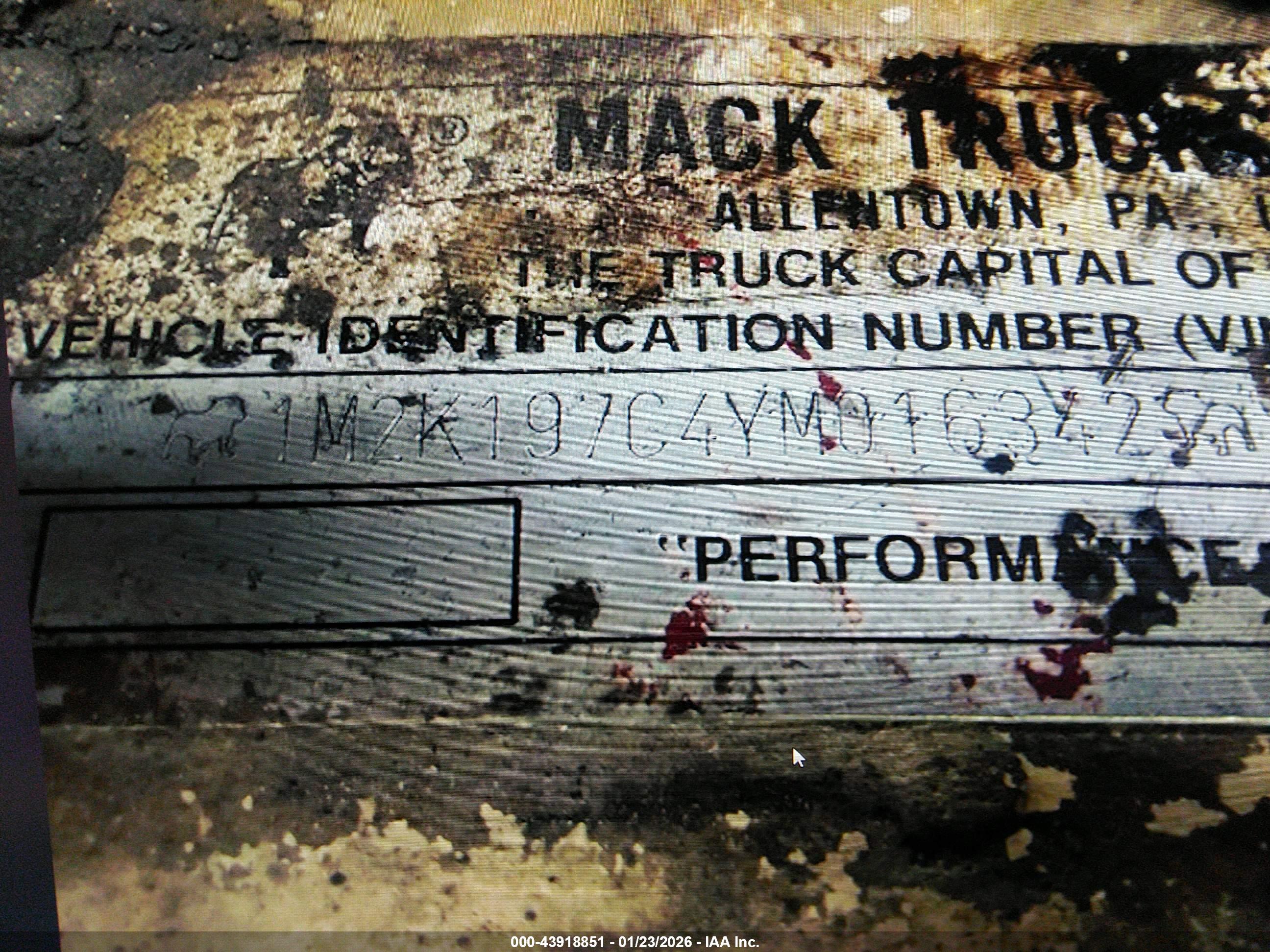 MACK 600 image 9