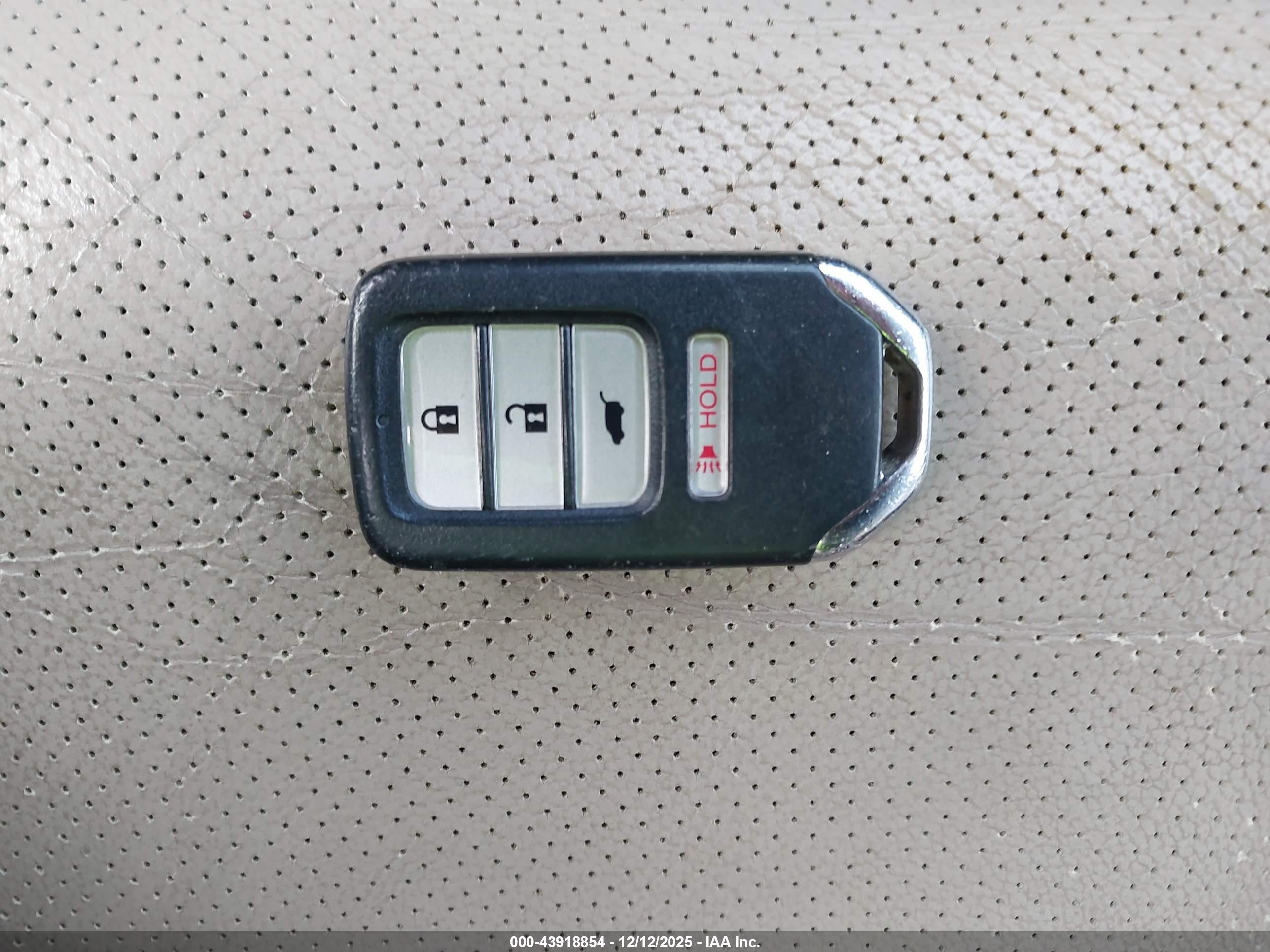 HONDA CR-V image 11