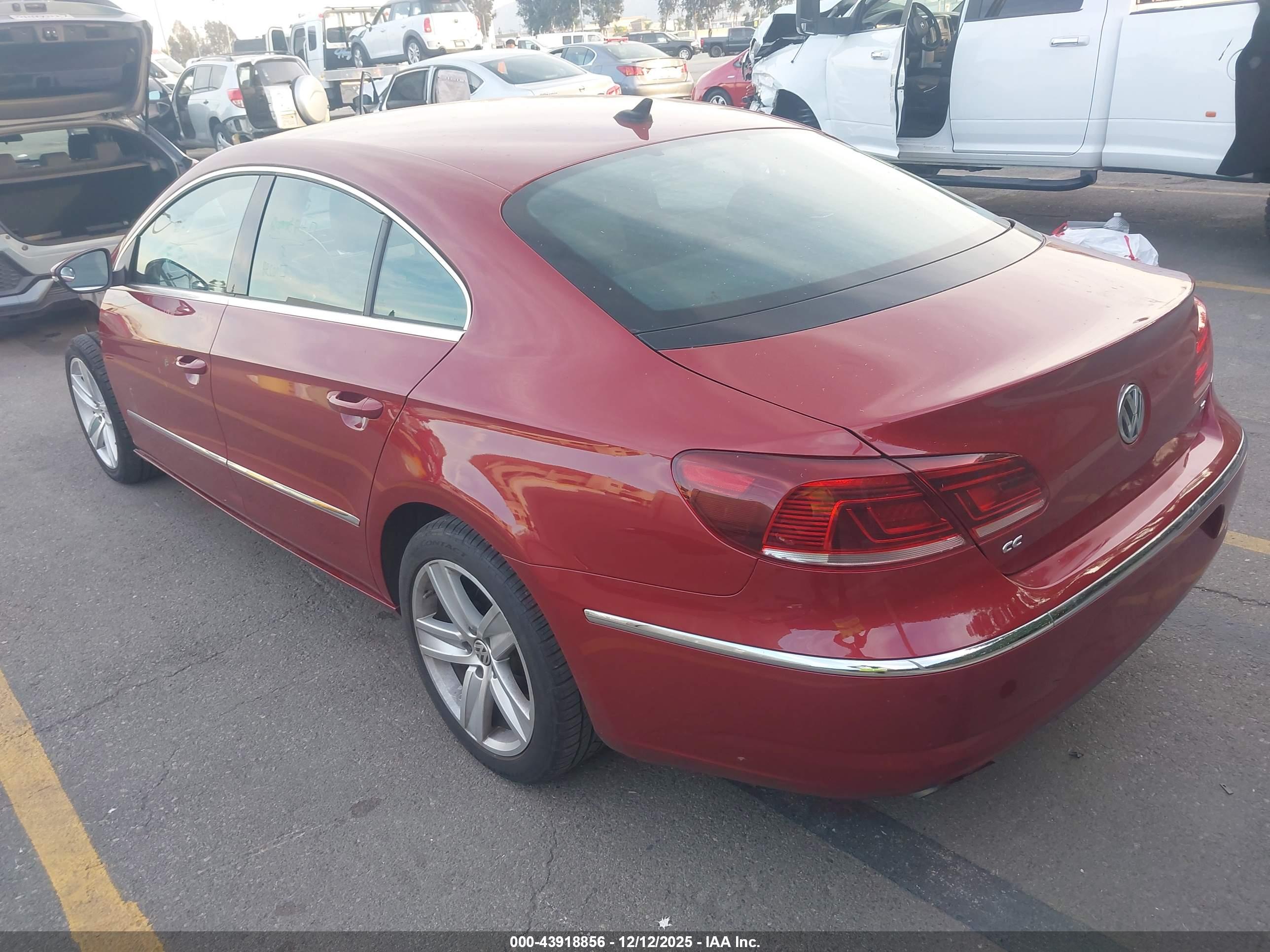 VOLKSWAGEN CC image 3