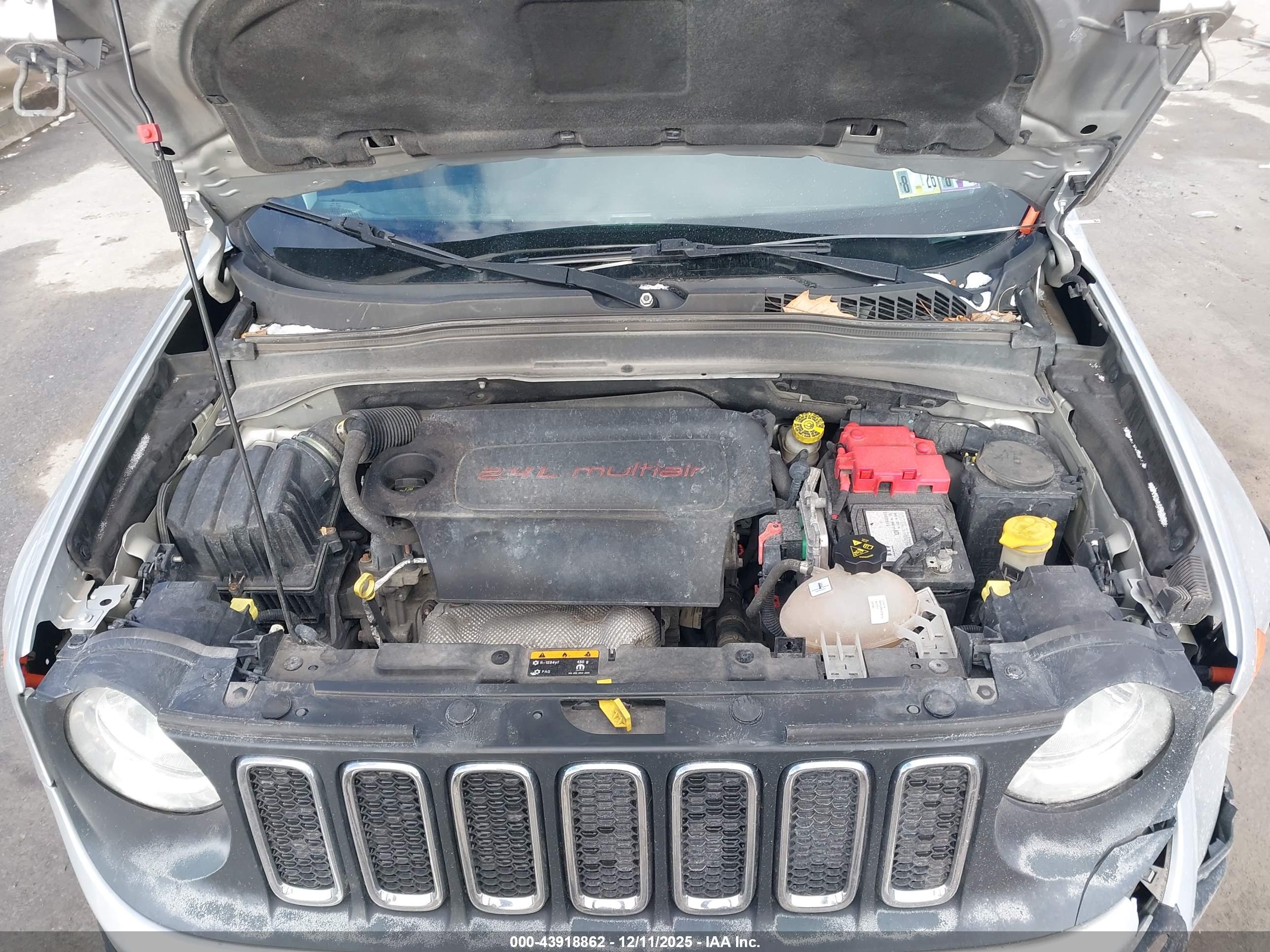 JEEP RENEGADE image 10