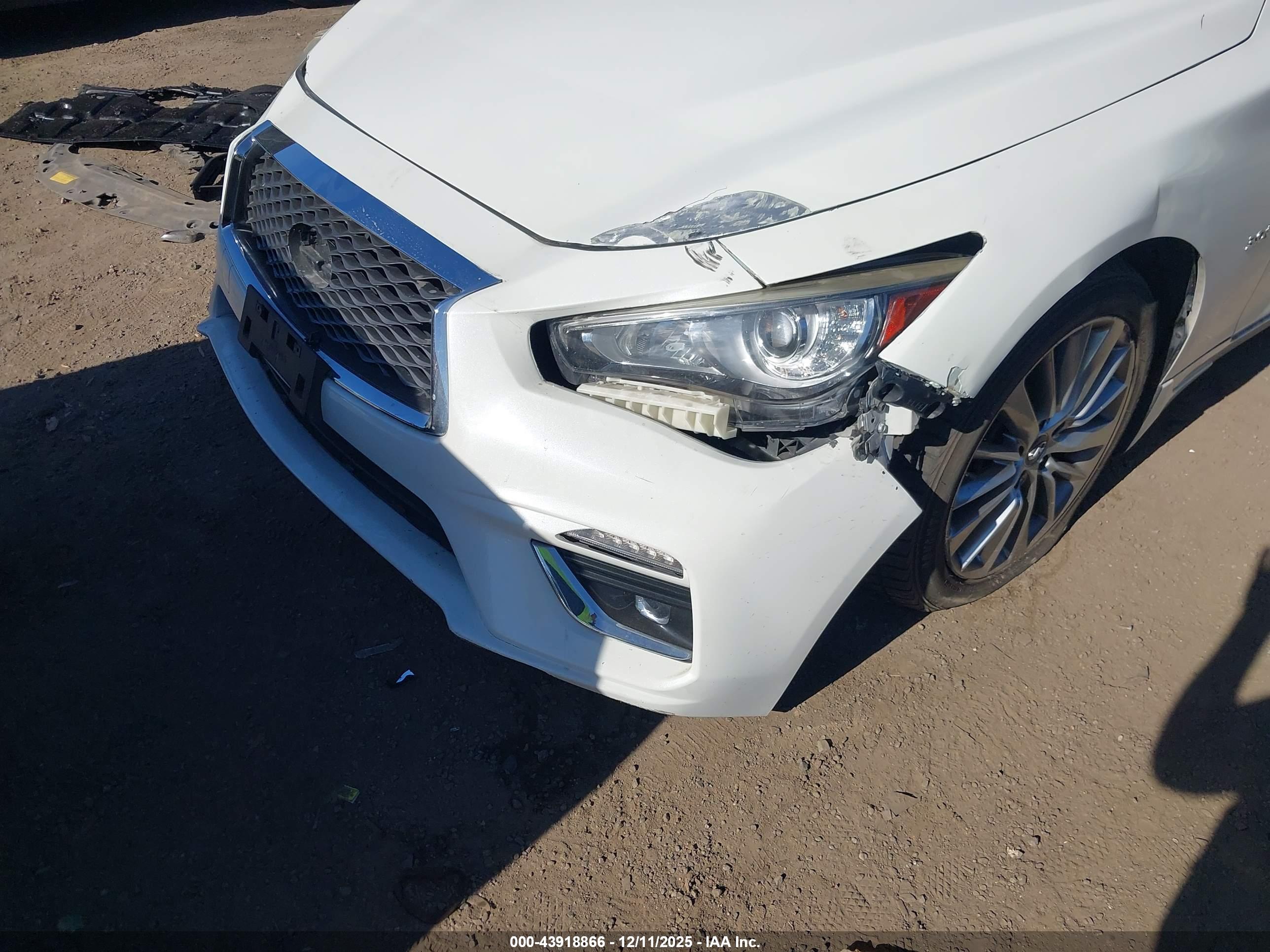 INFINITI Q50 image 6