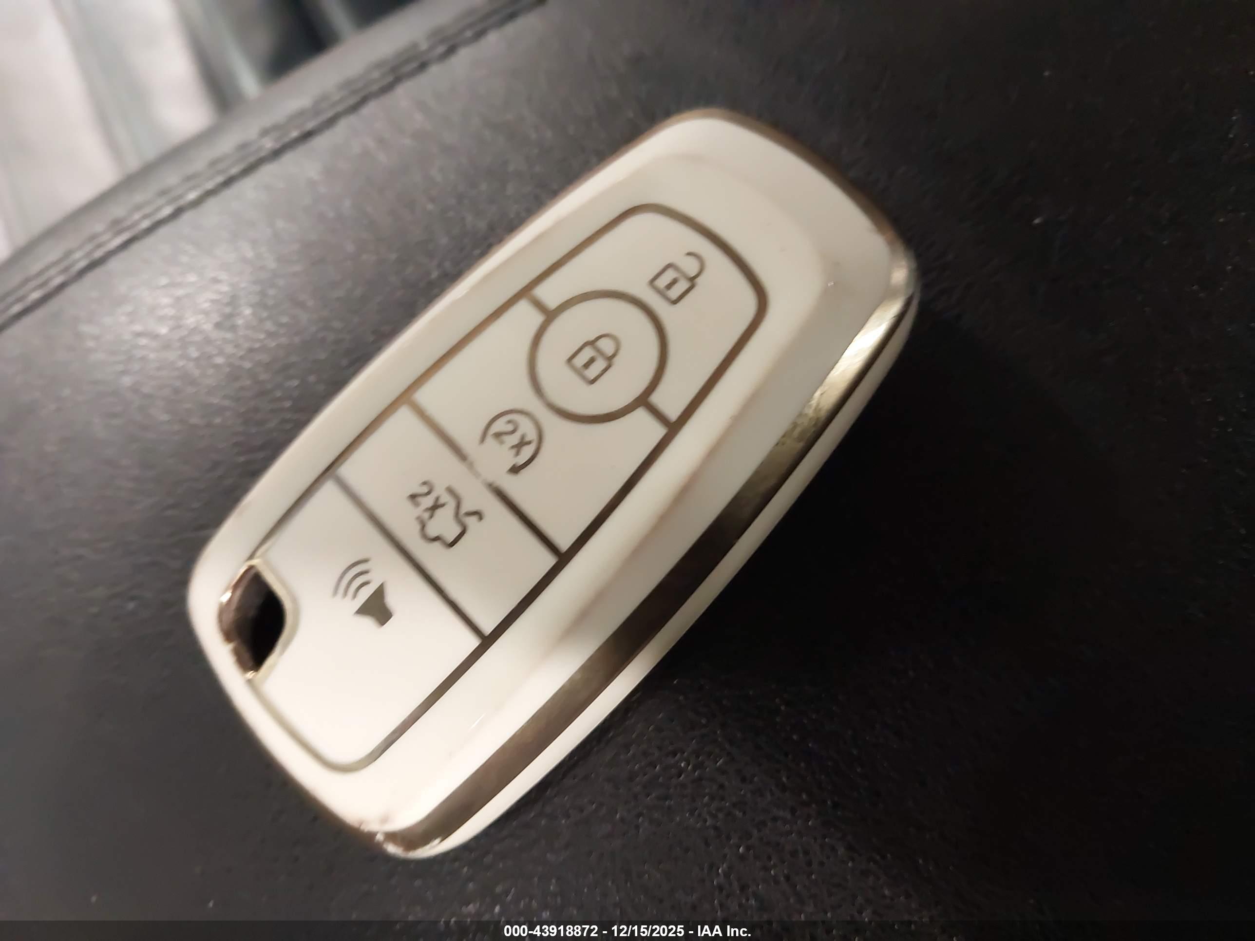 FORD EDGE image 11