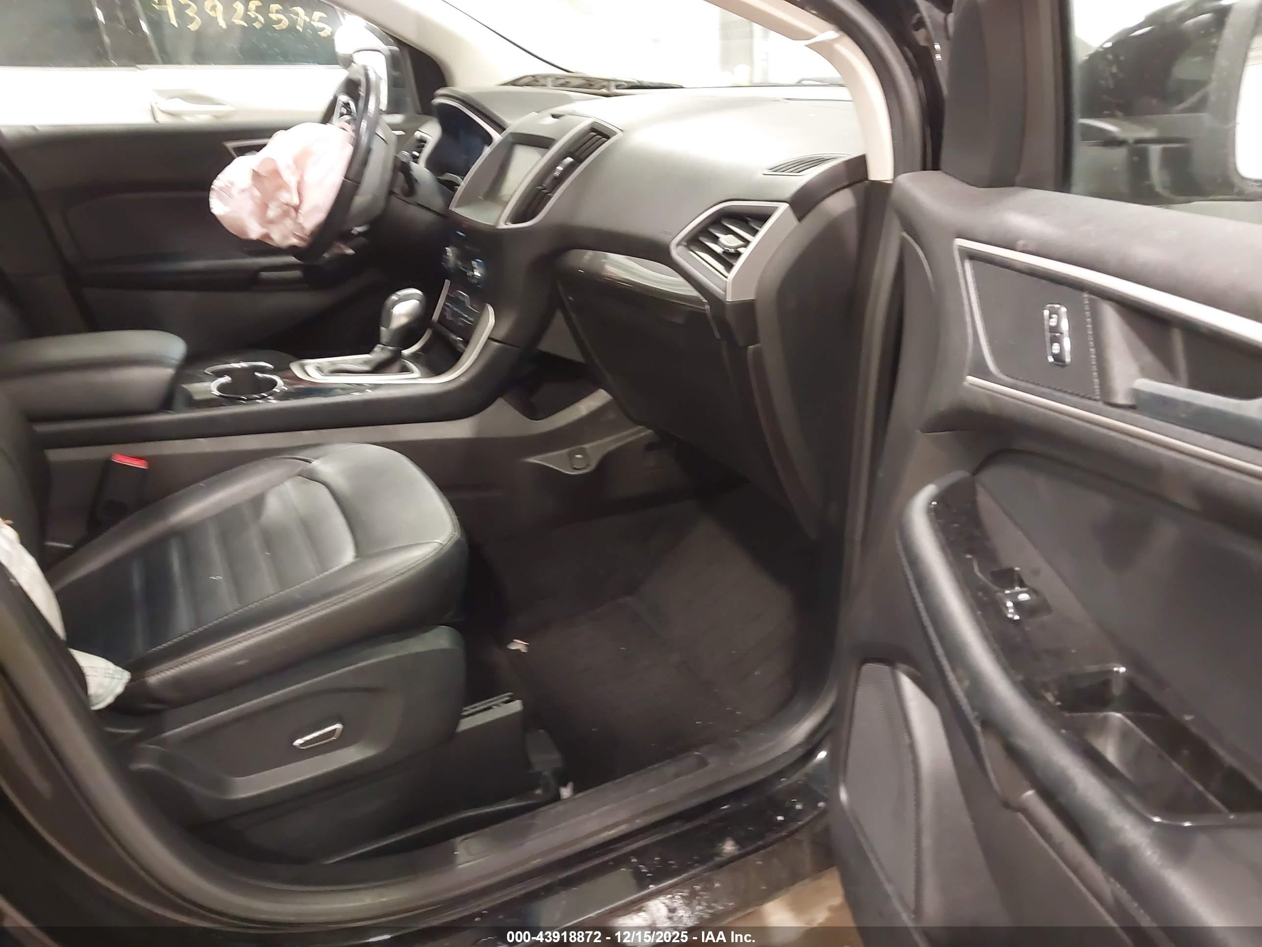 FORD EDGE image 5