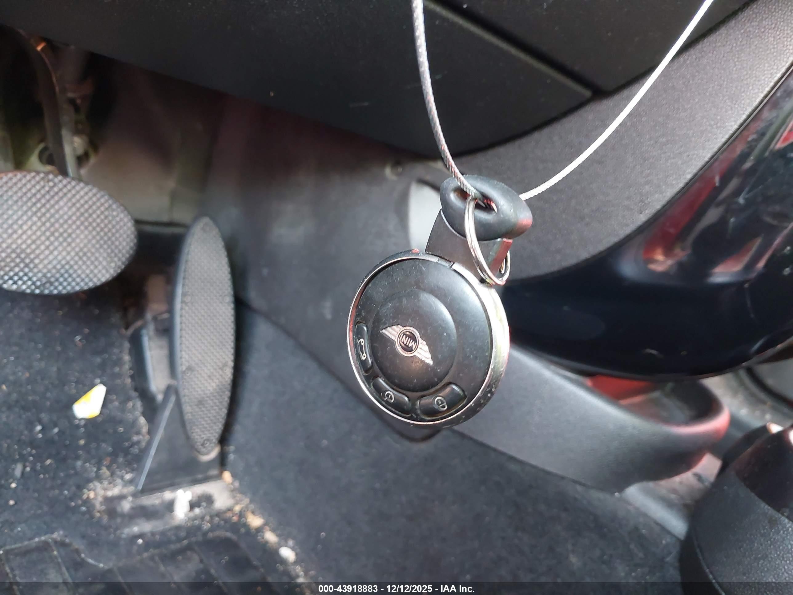 MINI COOPER image 11