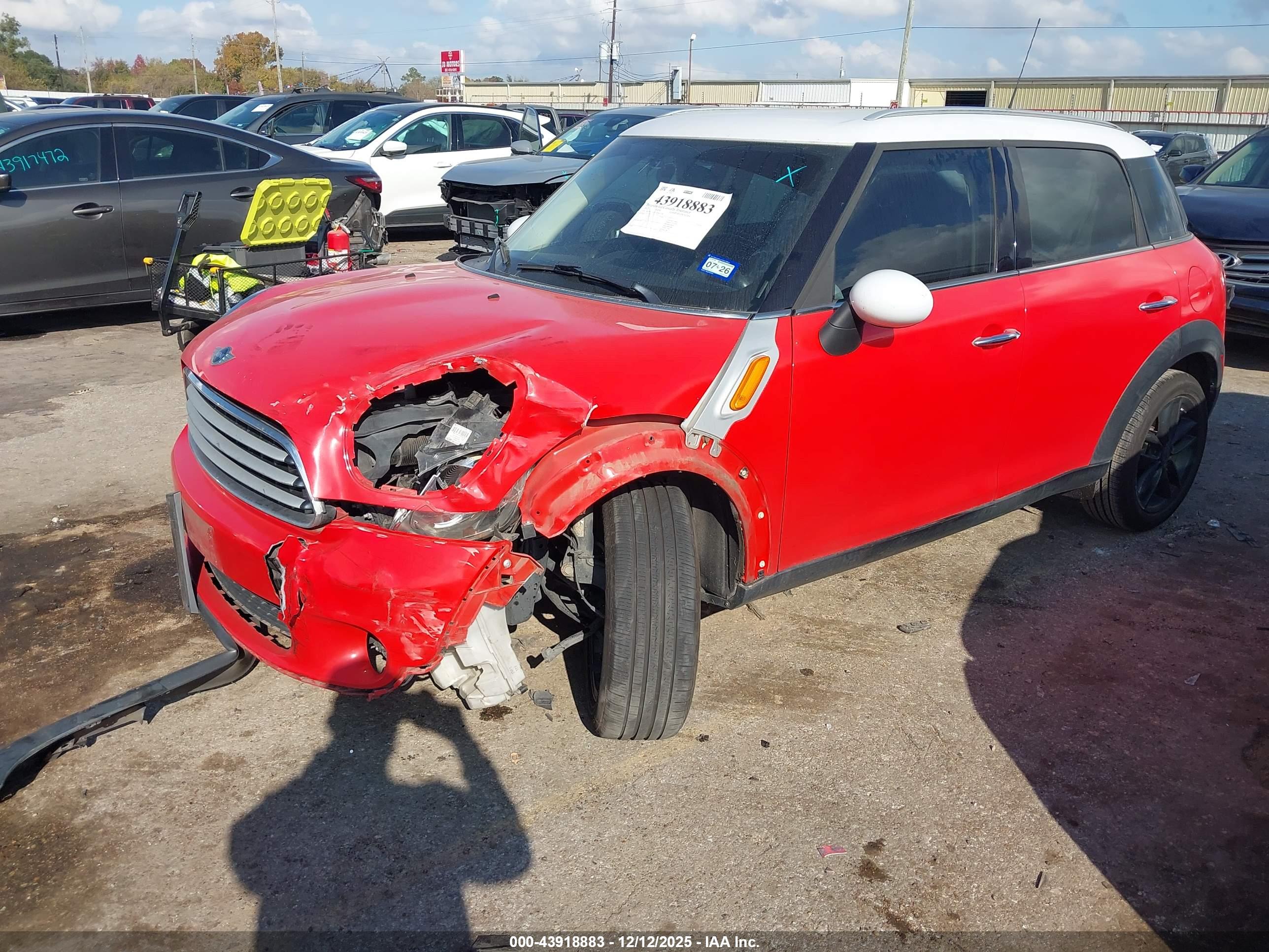 MINI COOPER image 2