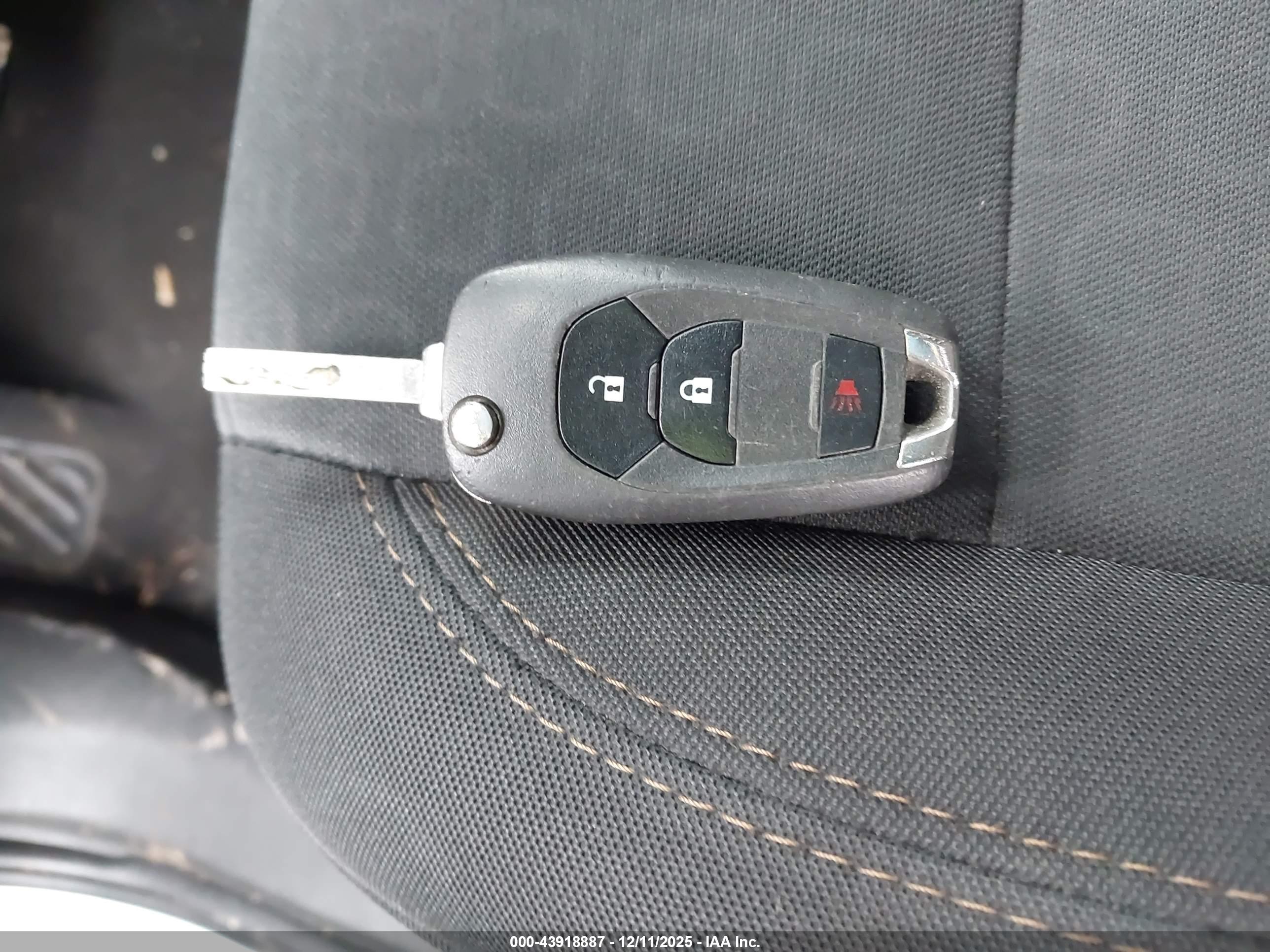 CHEVROLET TRAX image 11