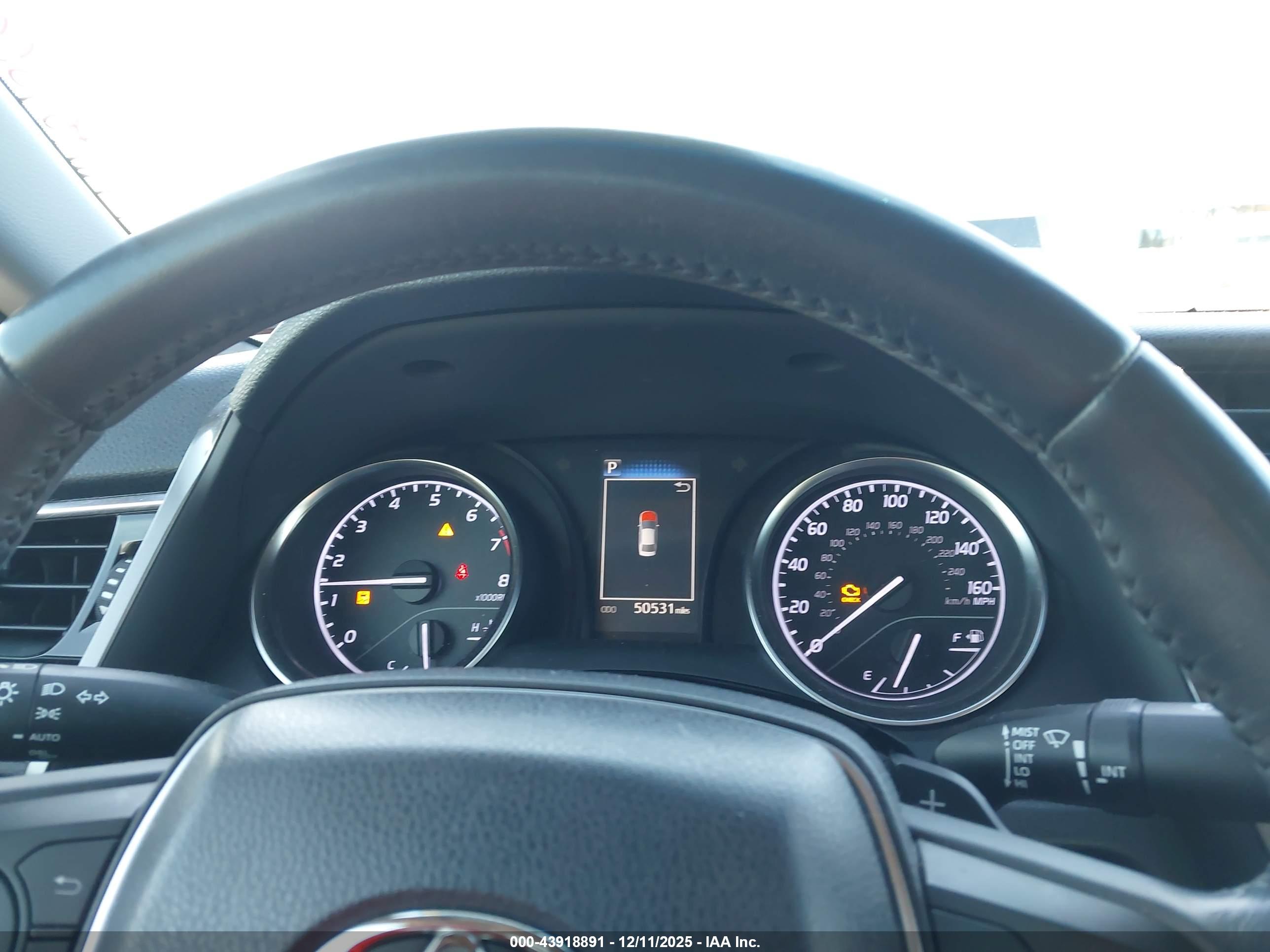 TOYOTA CAMRY image 7