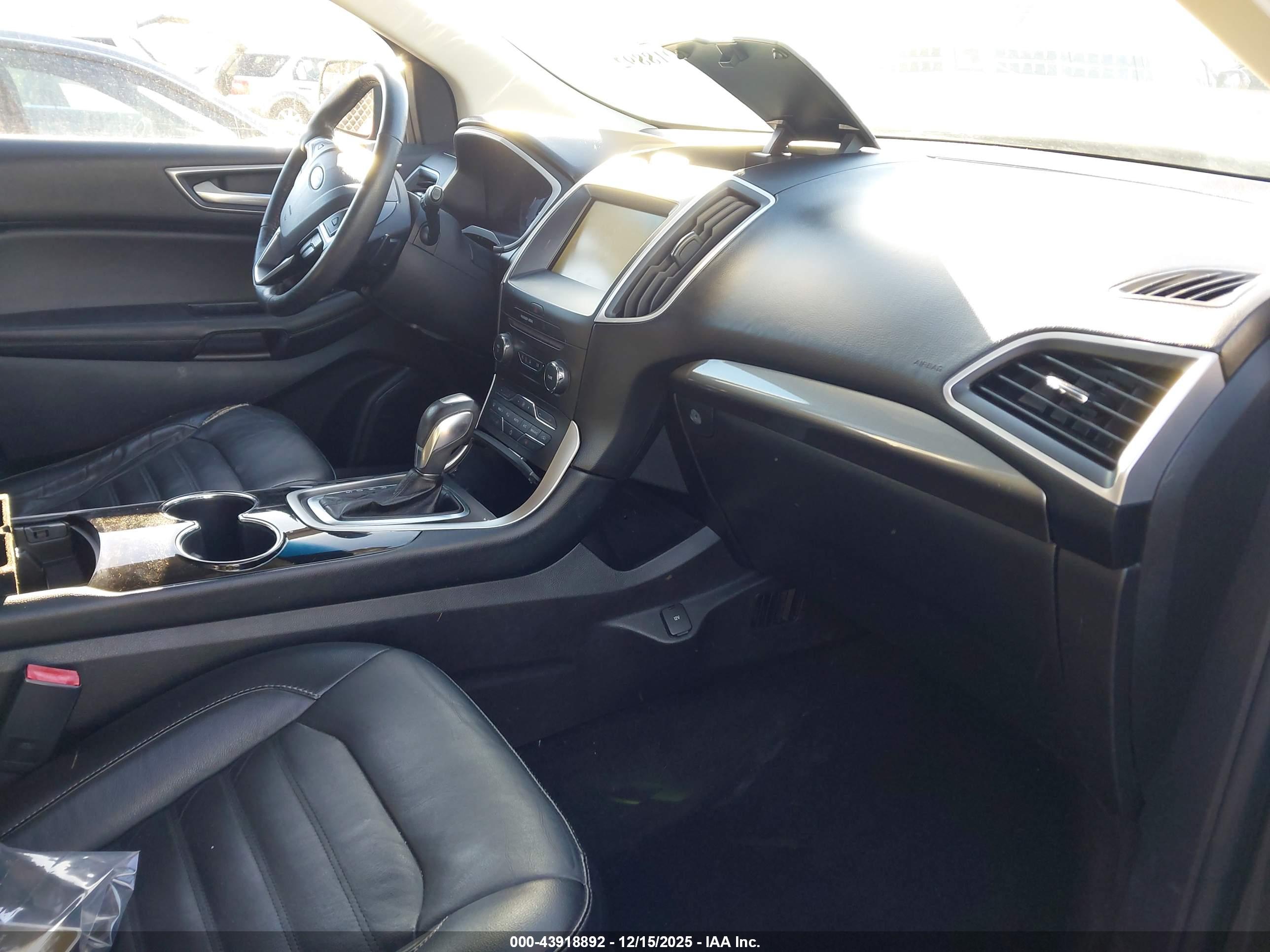 FORD EDGE image 5
