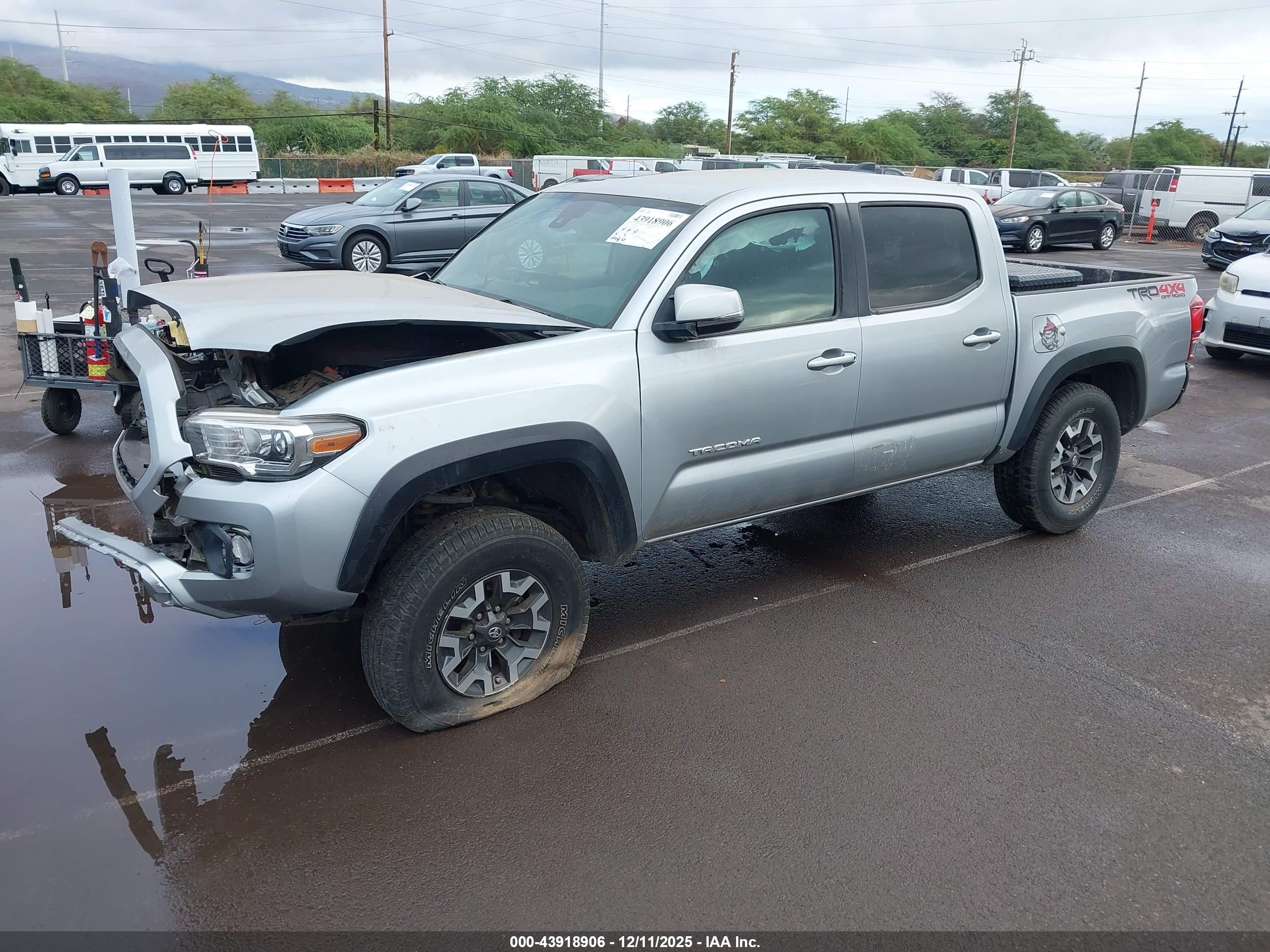 TOYOTA TACOMA image 2