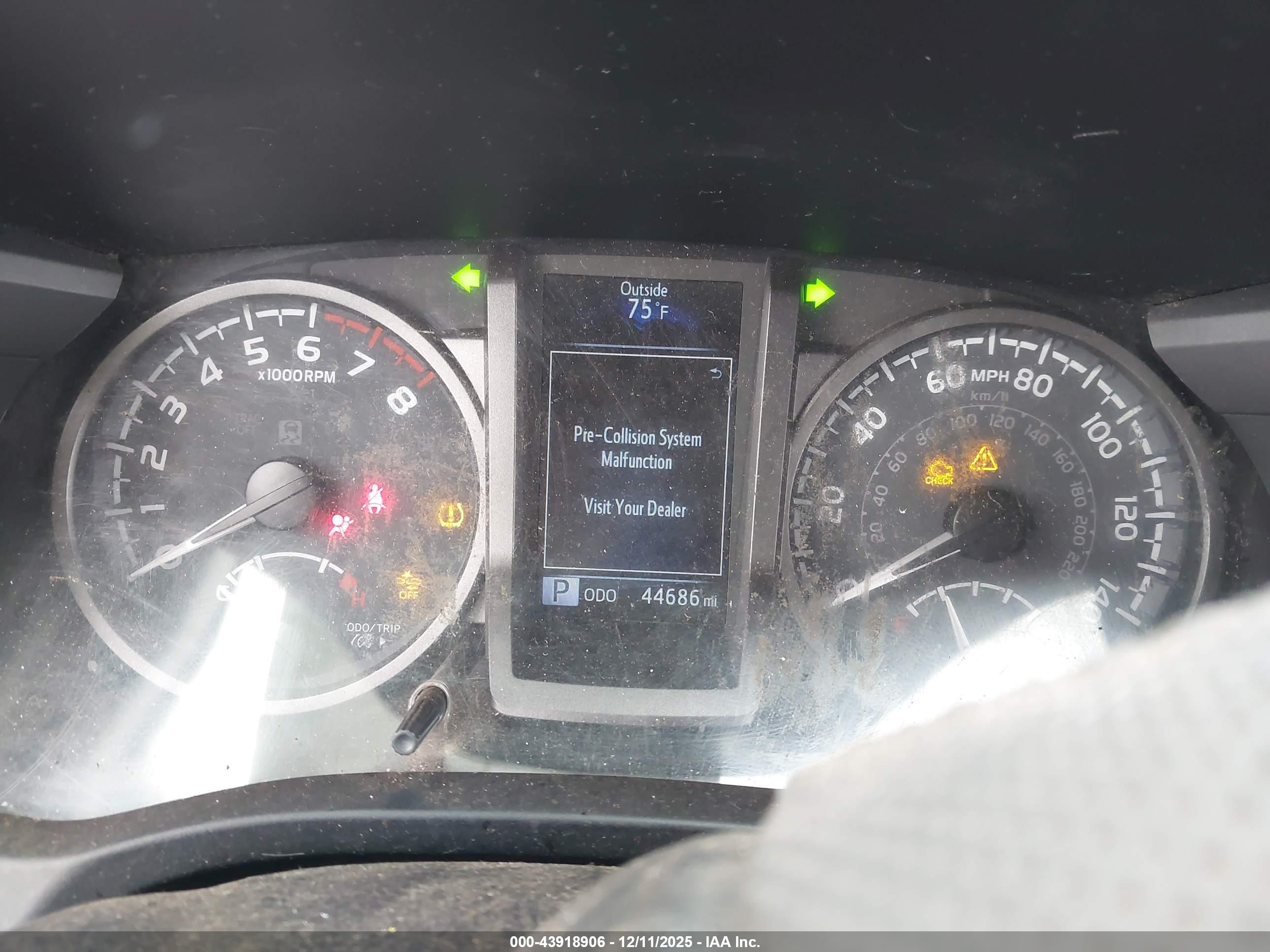 TOYOTA TACOMA image 7
