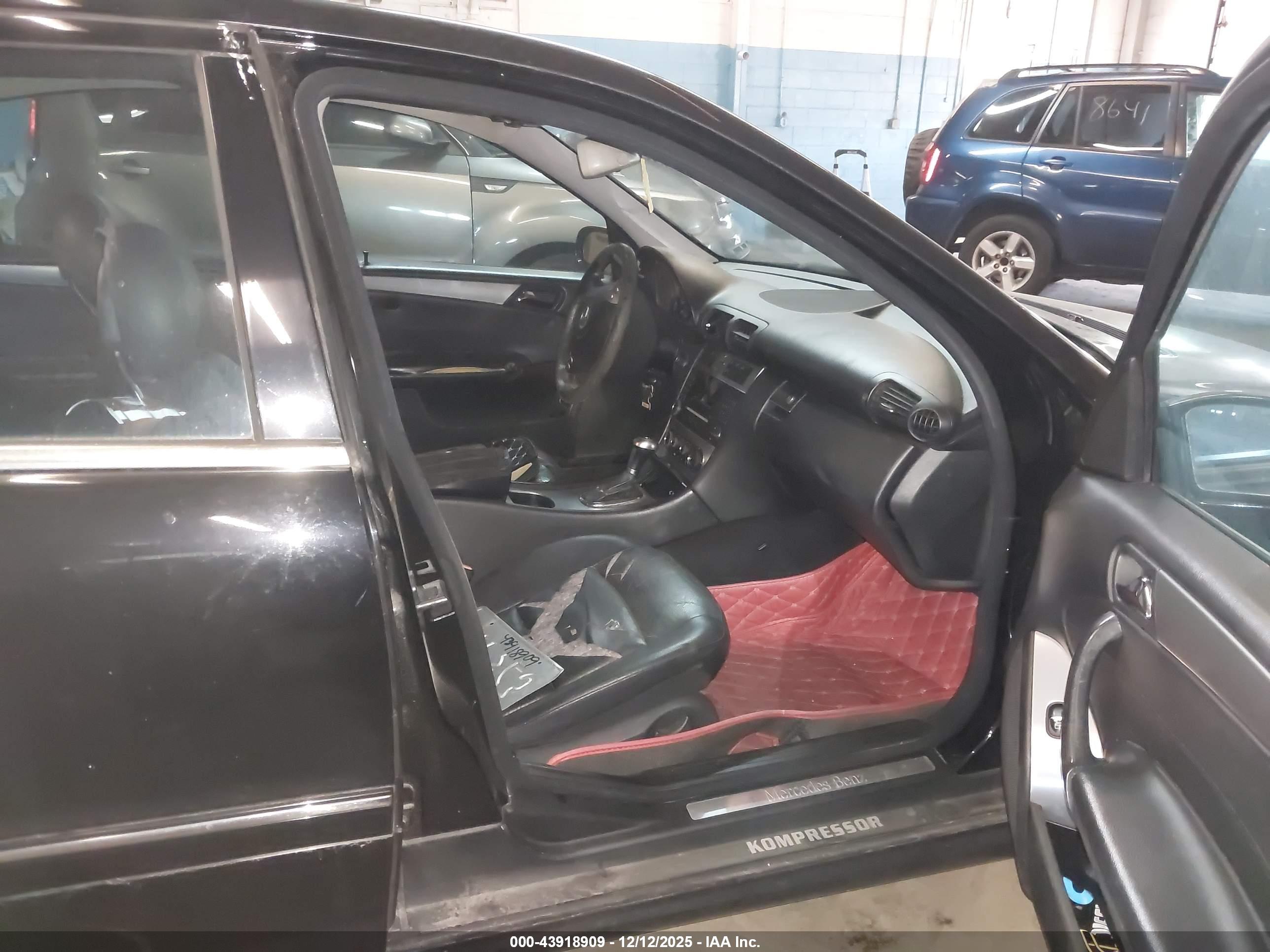 MERCEDES-BENZ C image 5