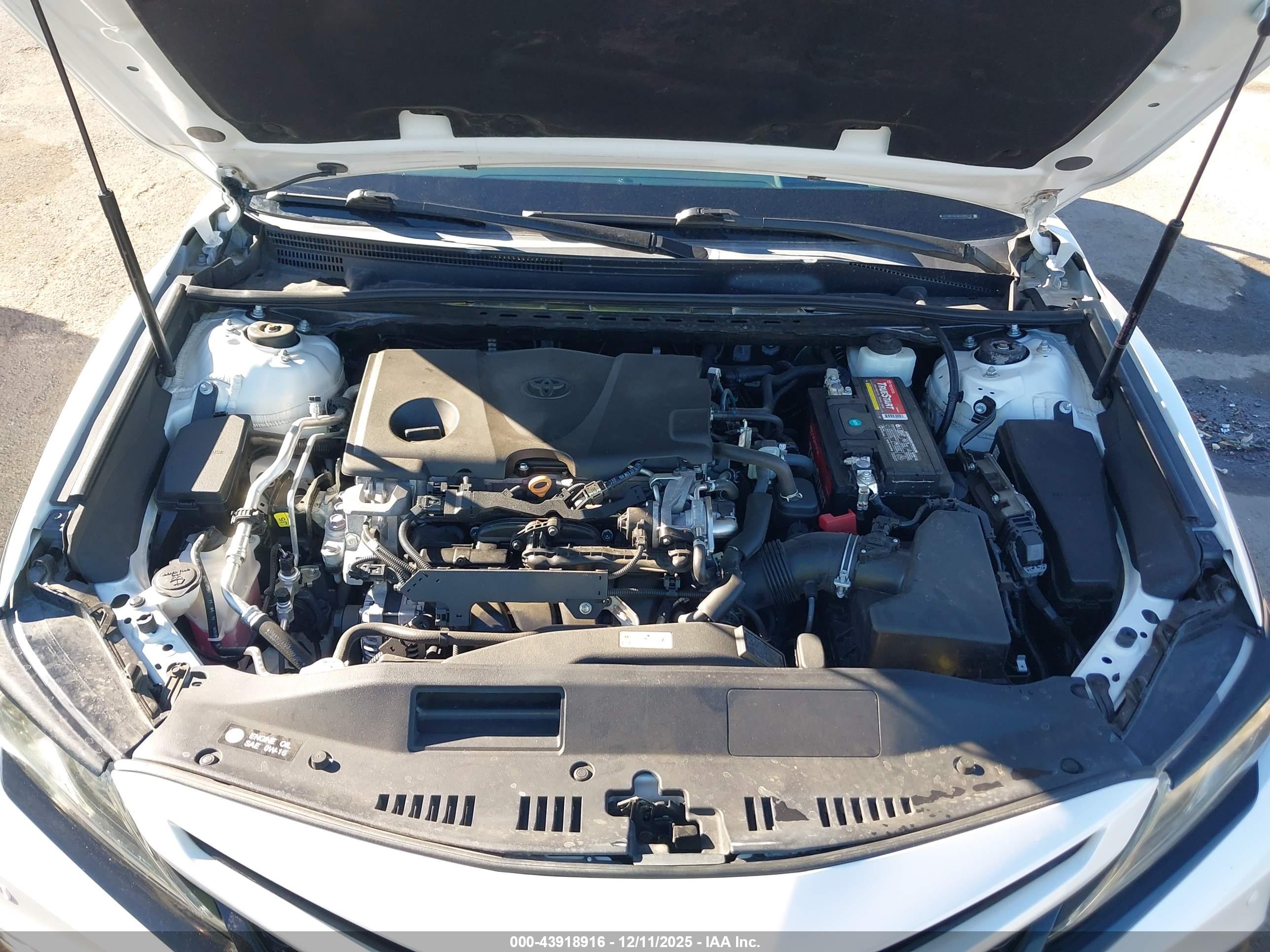 TOYOTA CAMRY image 10
