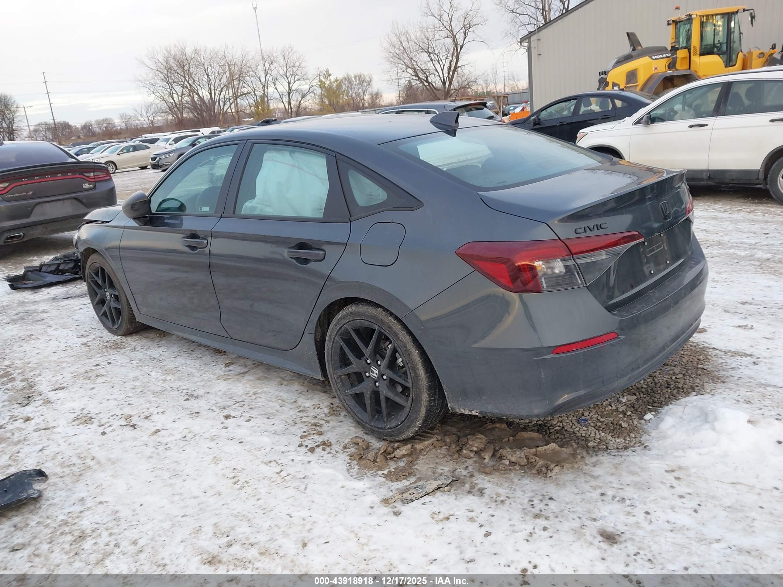 HONDA CIVIC image 3