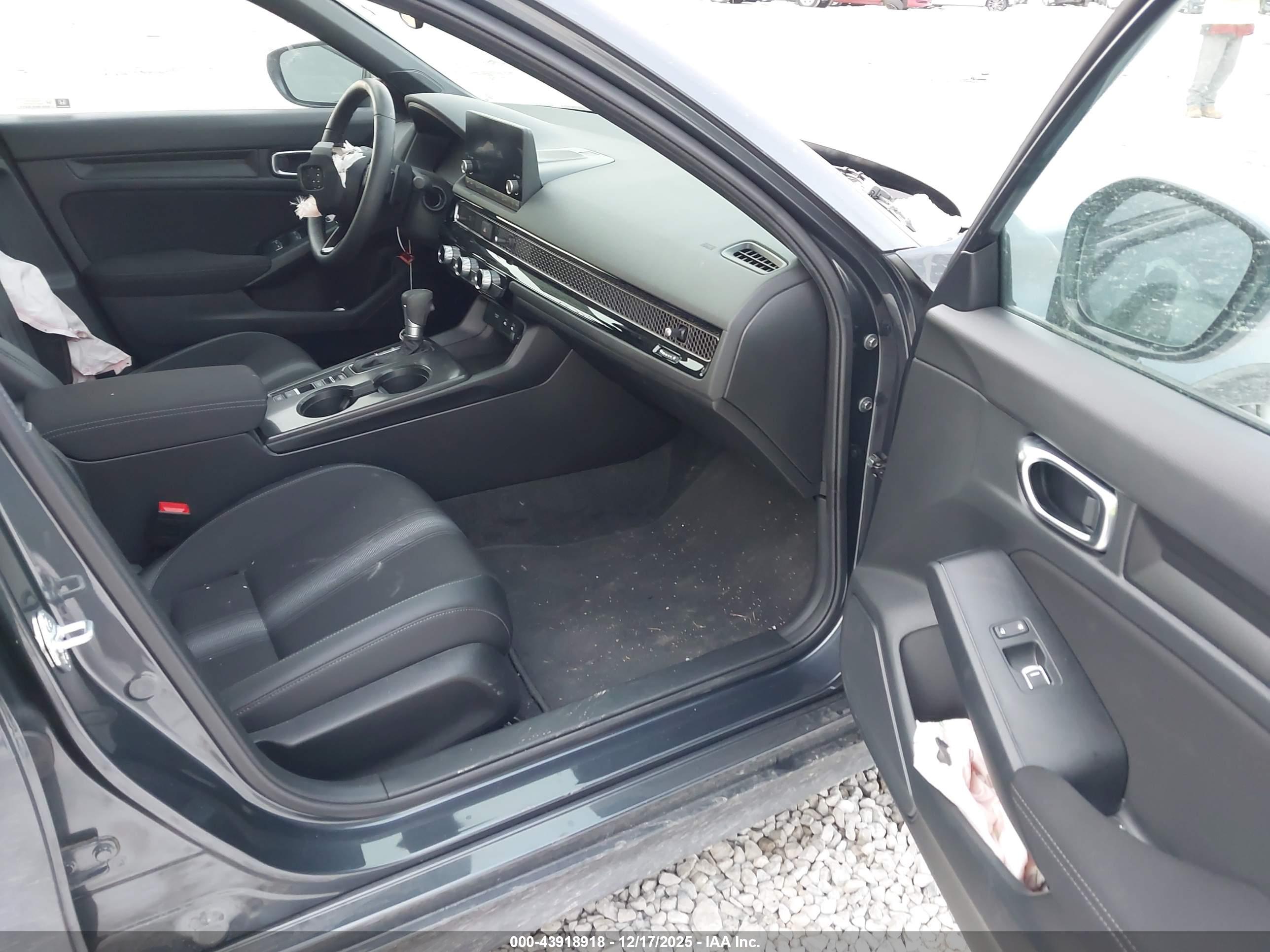 HONDA CIVIC image 5