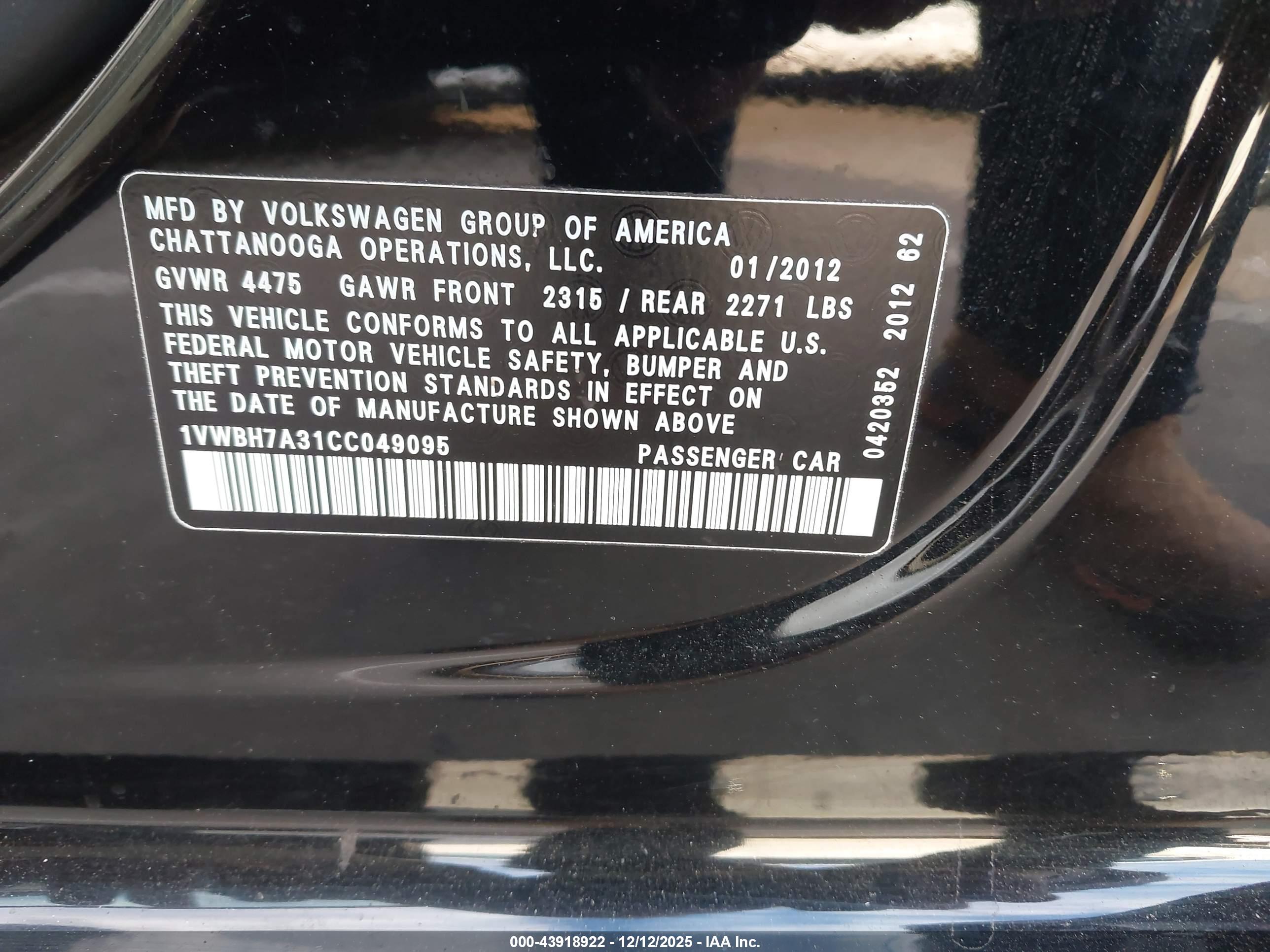 VOLKSWAGEN PASSAT image 9