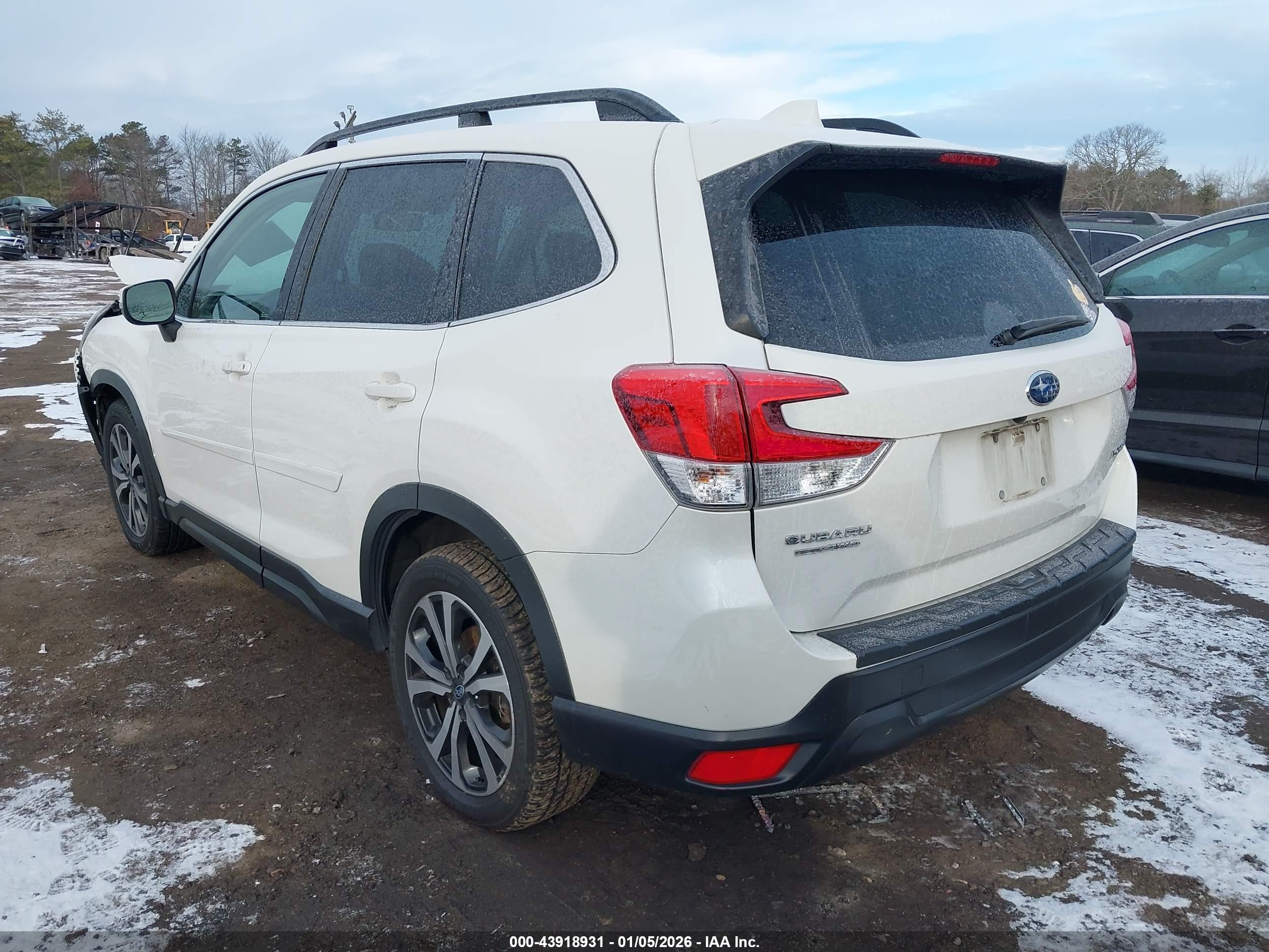 SUBARU FORESTER image 3
