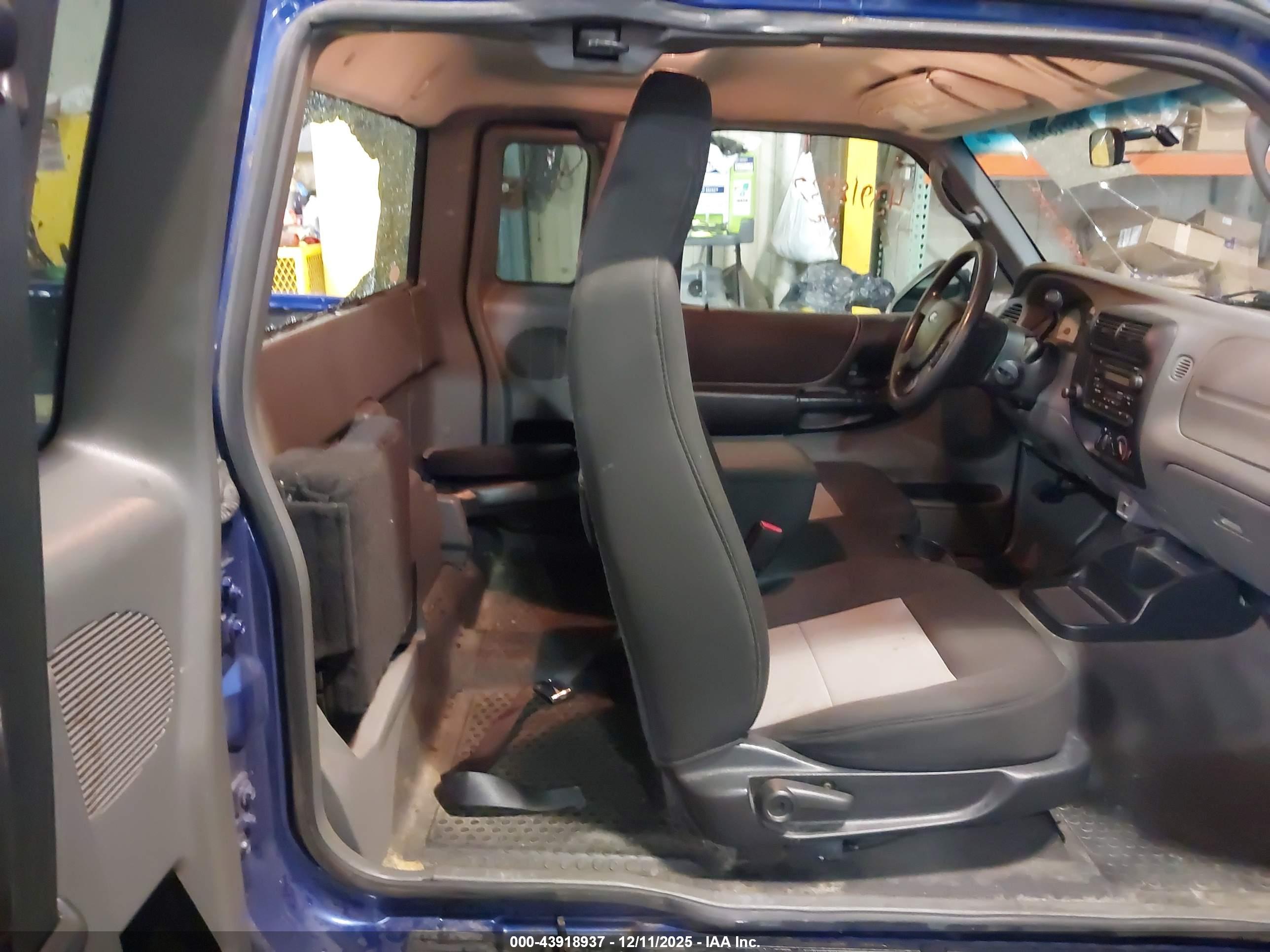 FORD RANGER image 8
