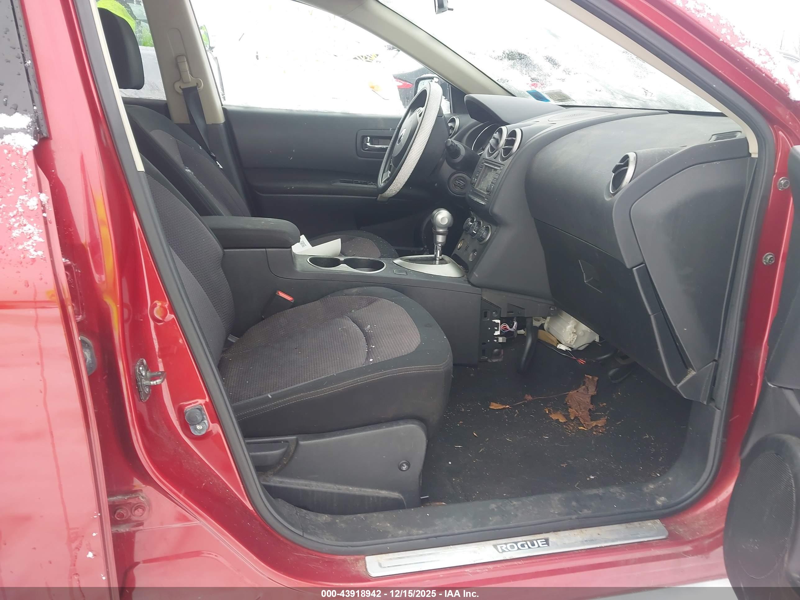 NISSAN ROGUE image 5