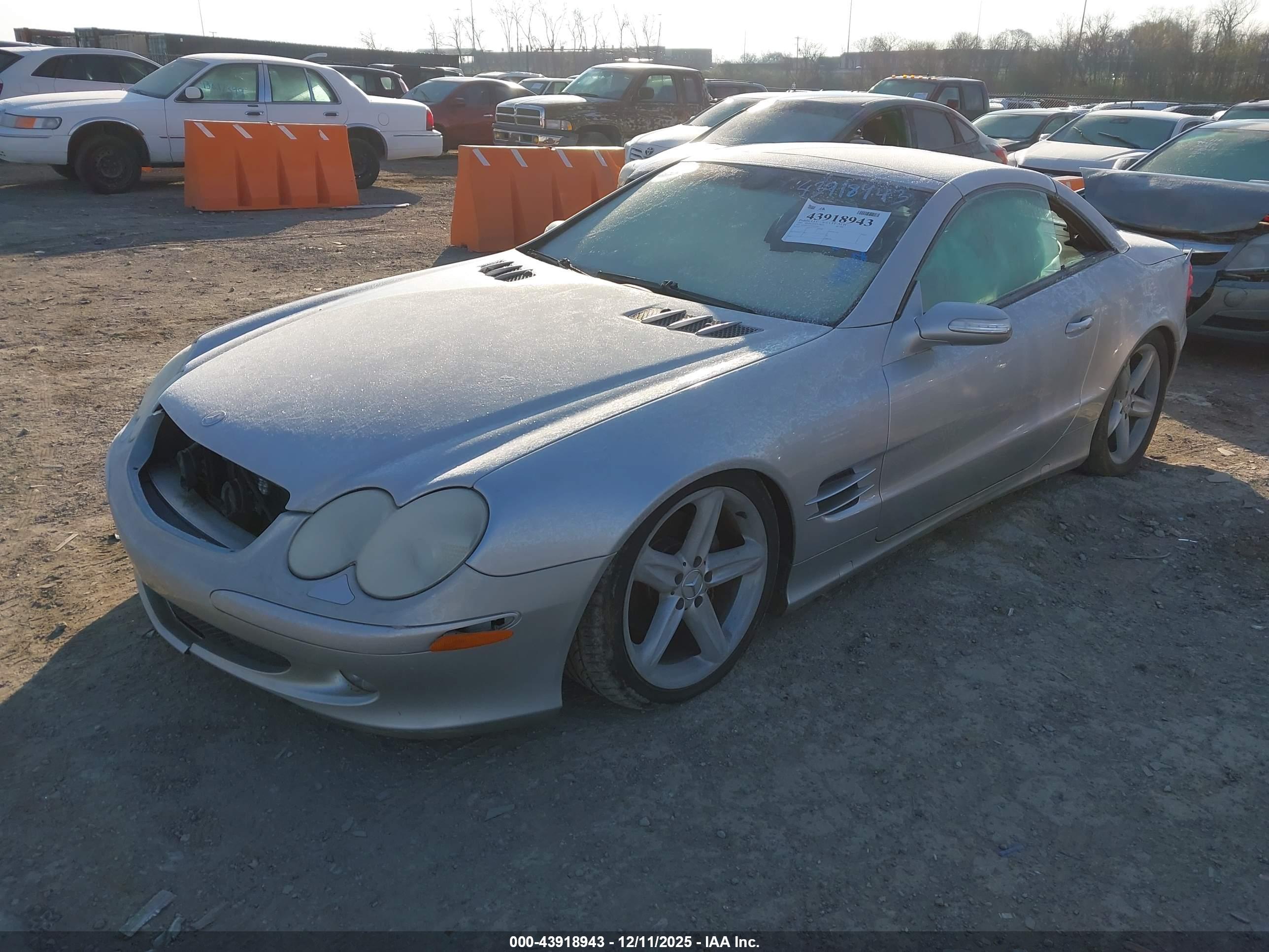 MERCEDES-BENZ SL image 2