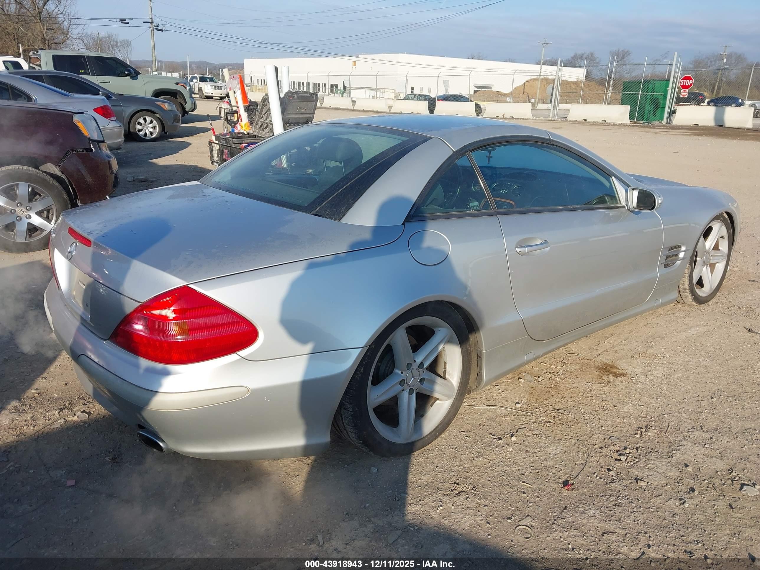 MERCEDES-BENZ SL image 4
