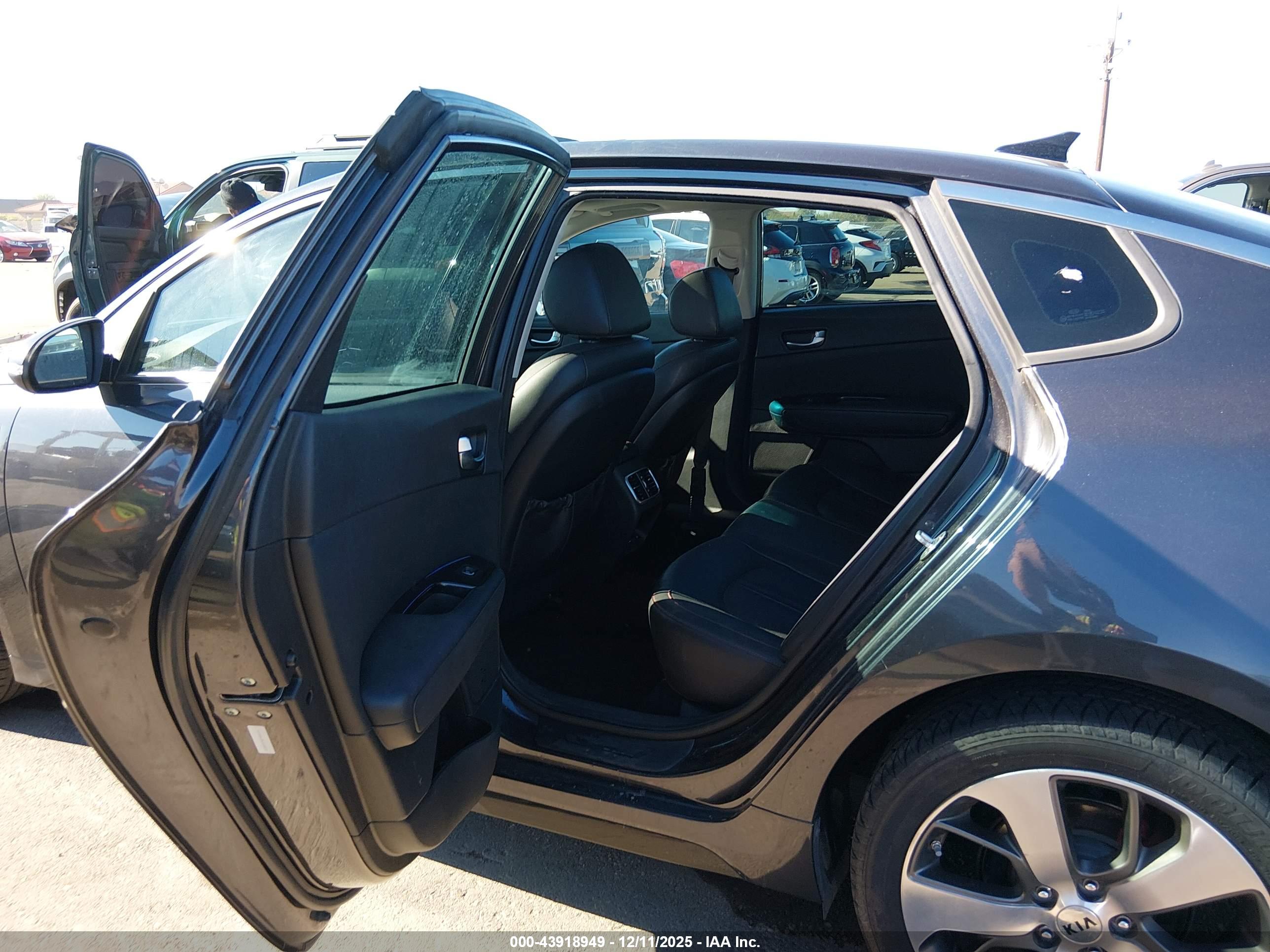 KIA OPTIMA image 8