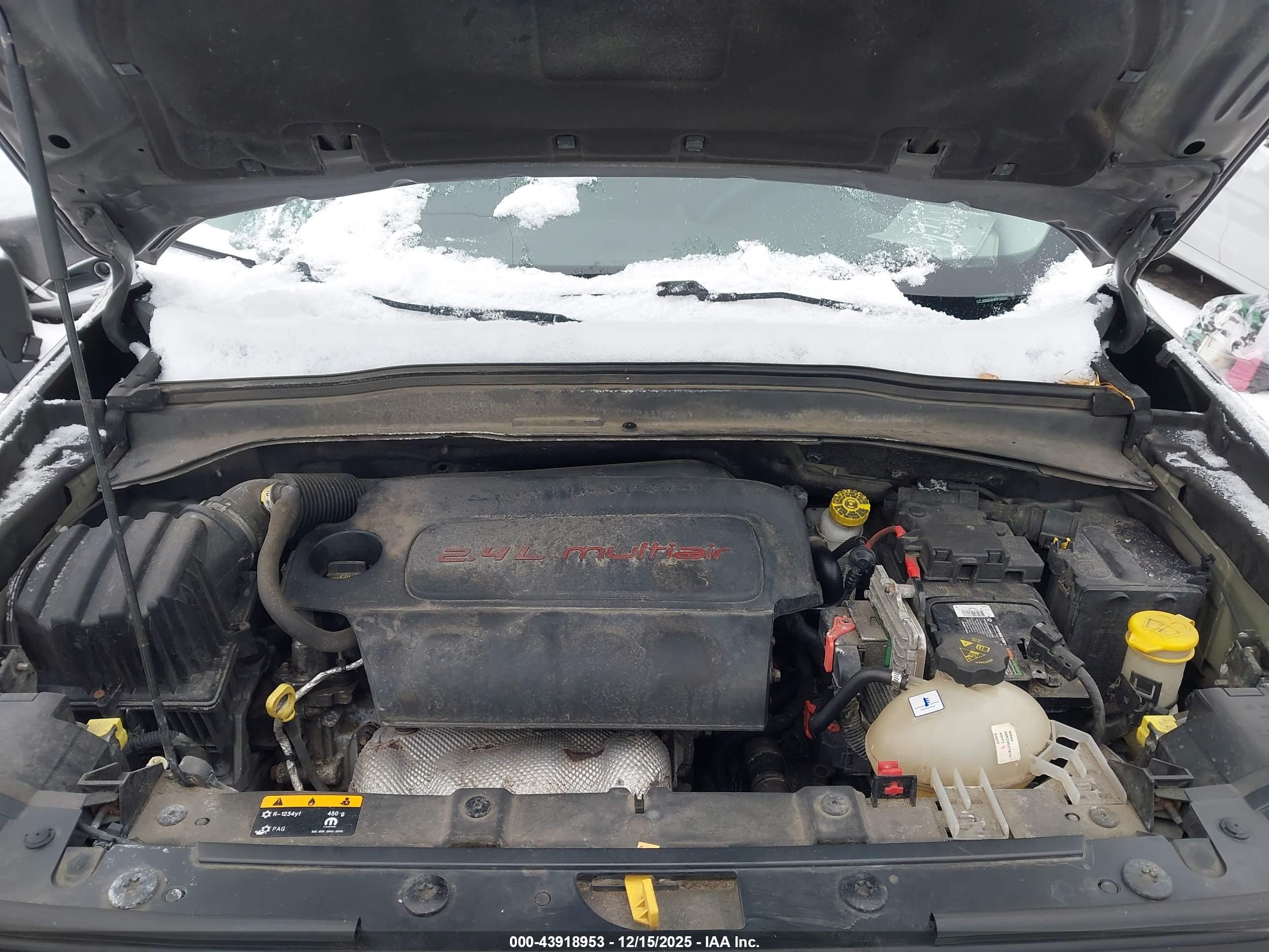 JEEP RENEGADE image 10
