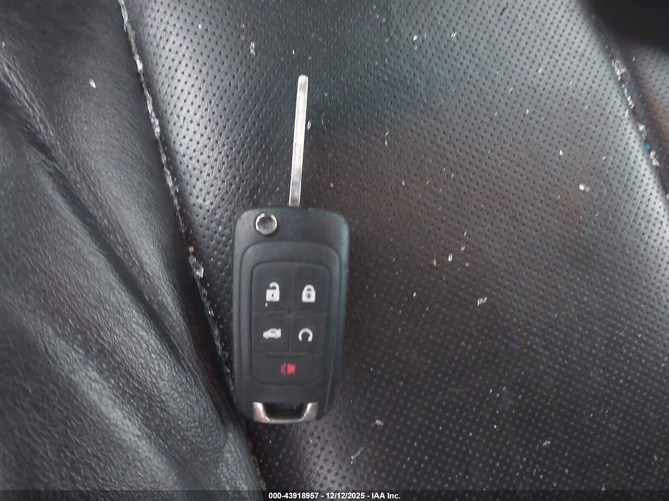CHEVROLET EQUINOX image 11