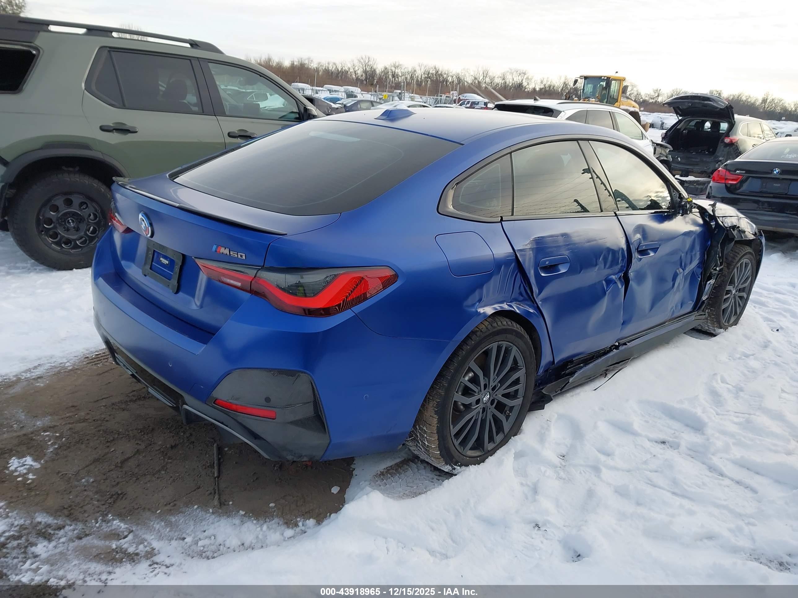 BMW I4 image 4