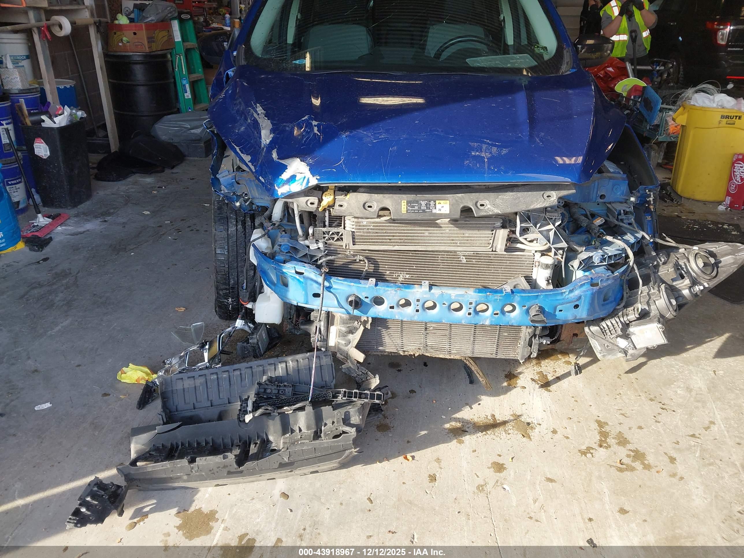 FORD ESCAPE image 6