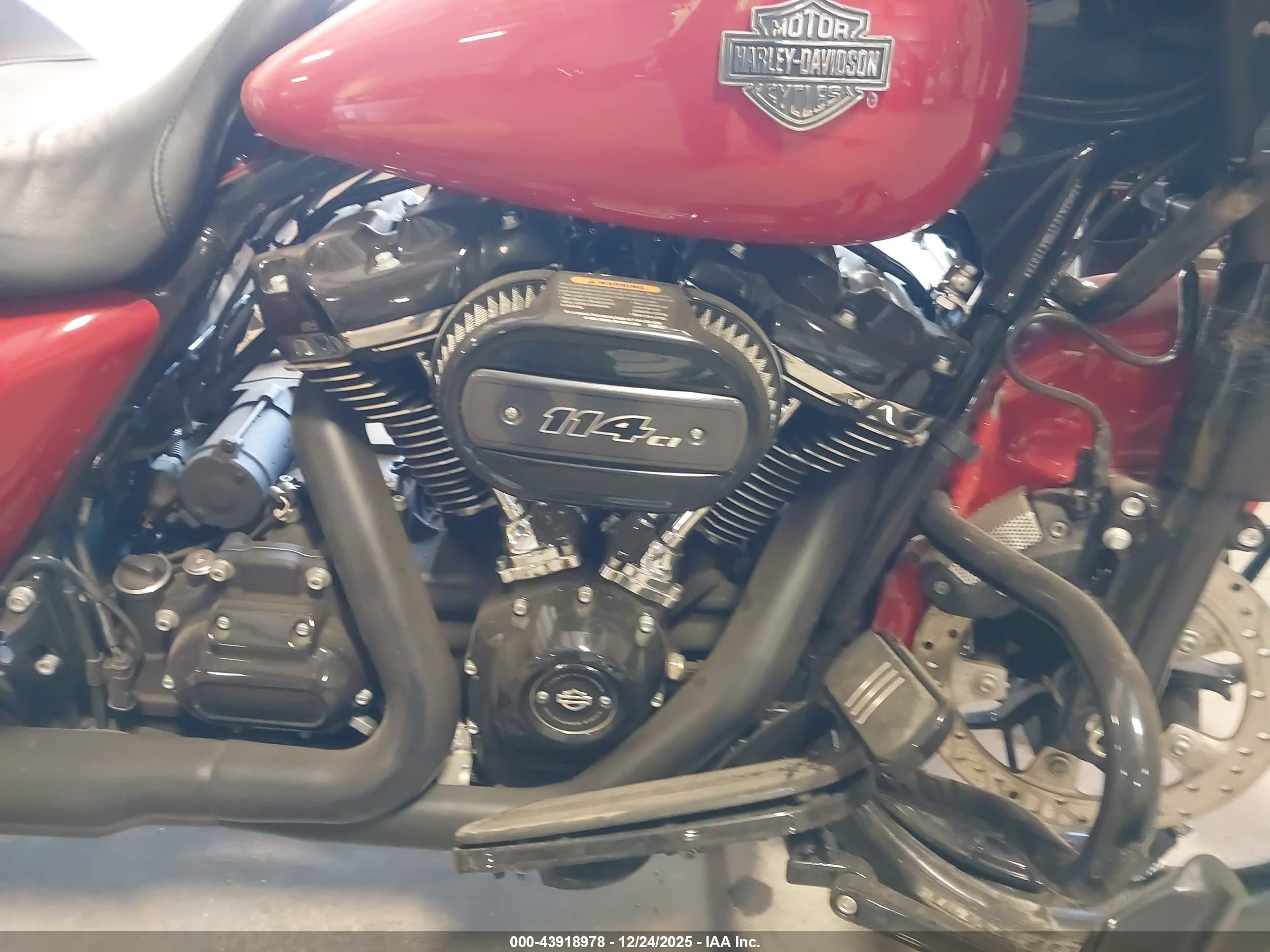 HARLEY-DAVIDSON FLTRXS image 8