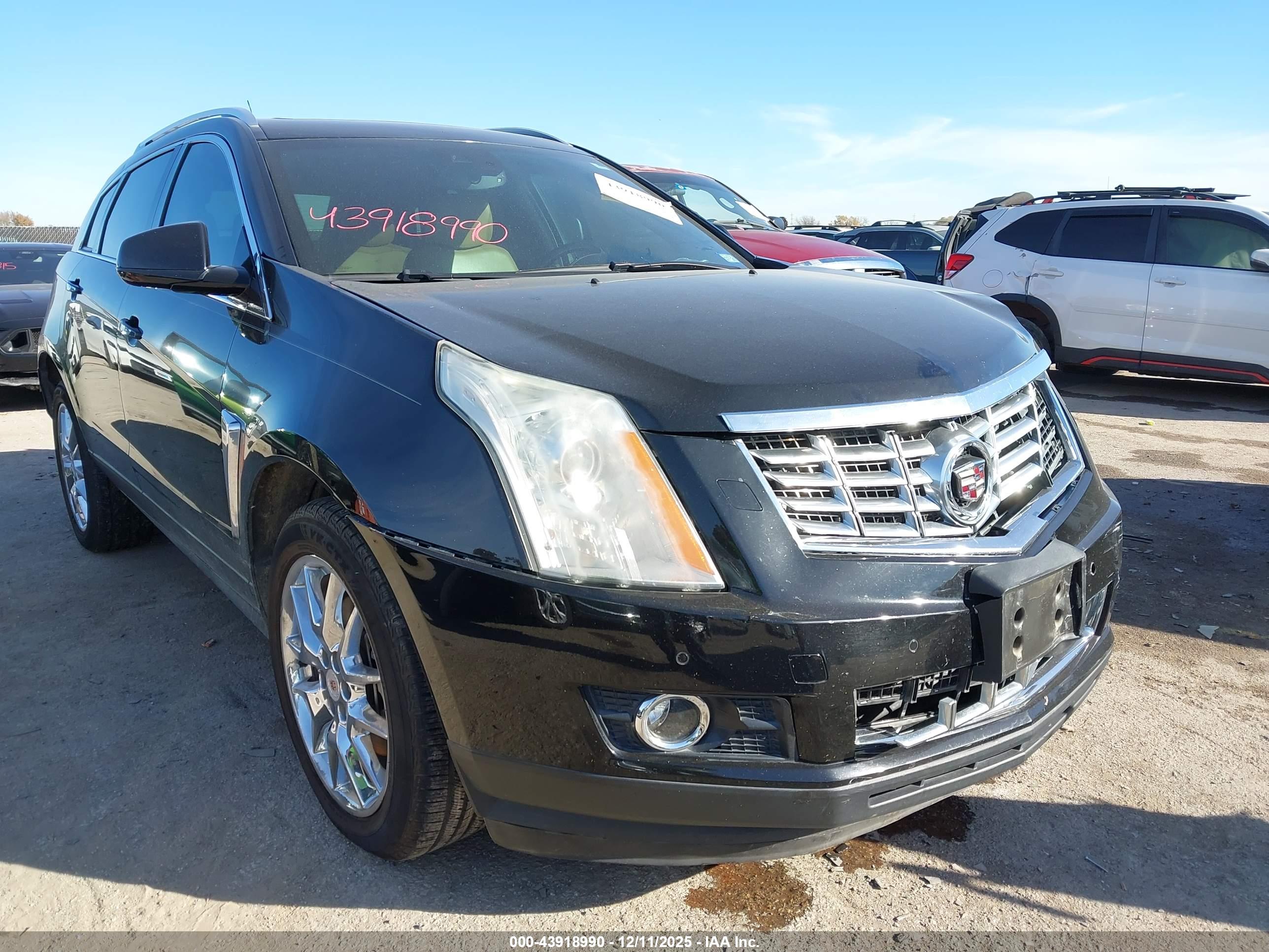 CADILLAC SRX image 6