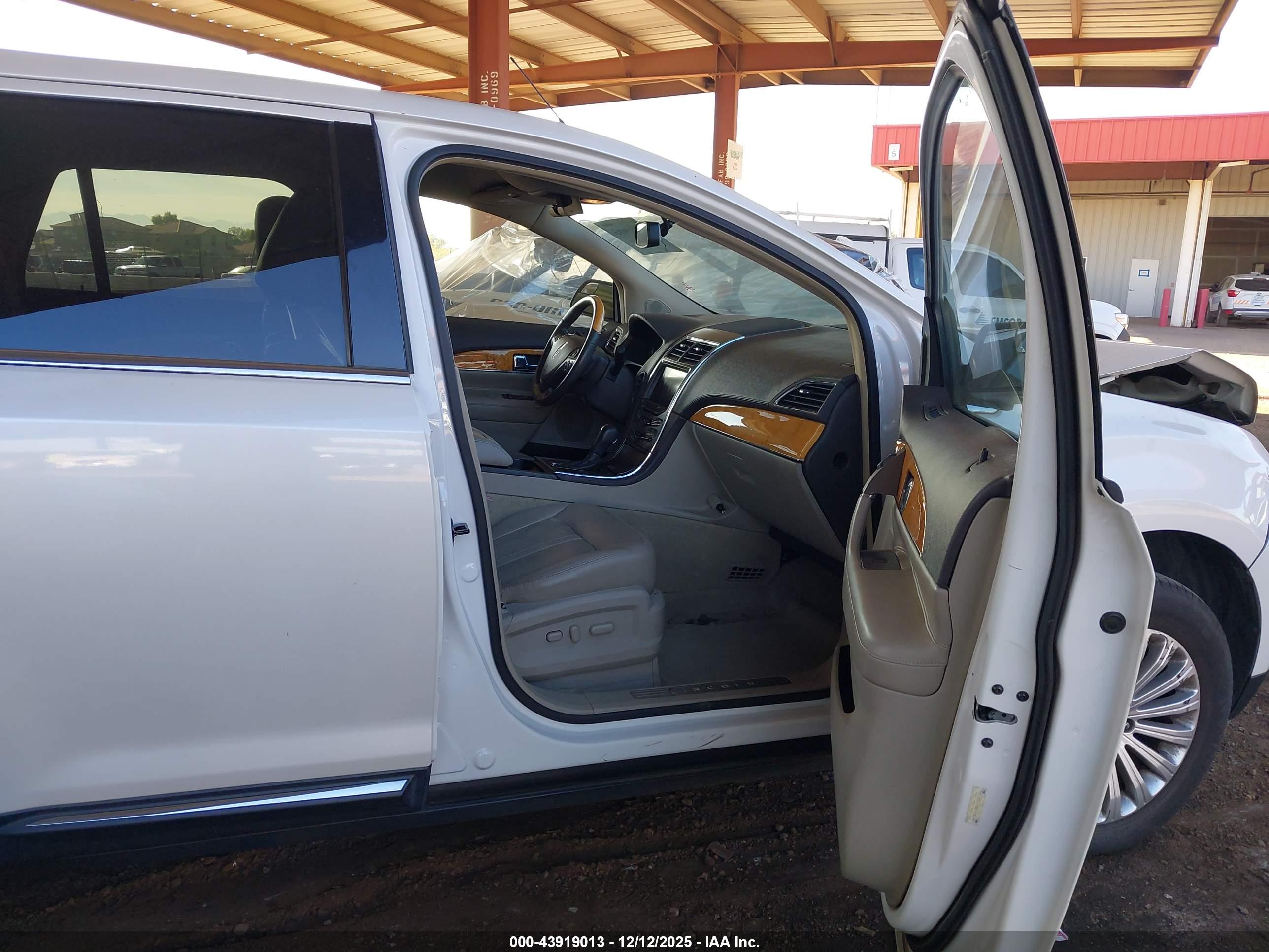 LINCOLN MKX image 5