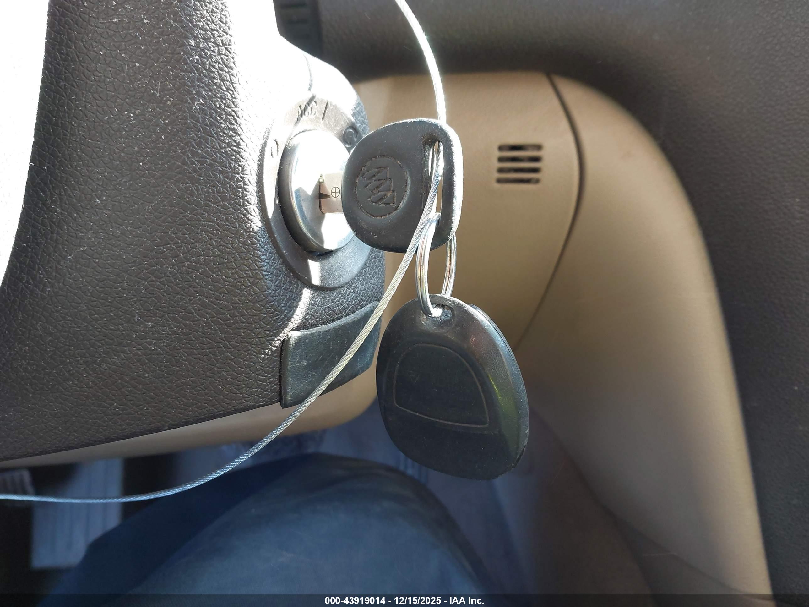 BUICK ENCLAVE image 11