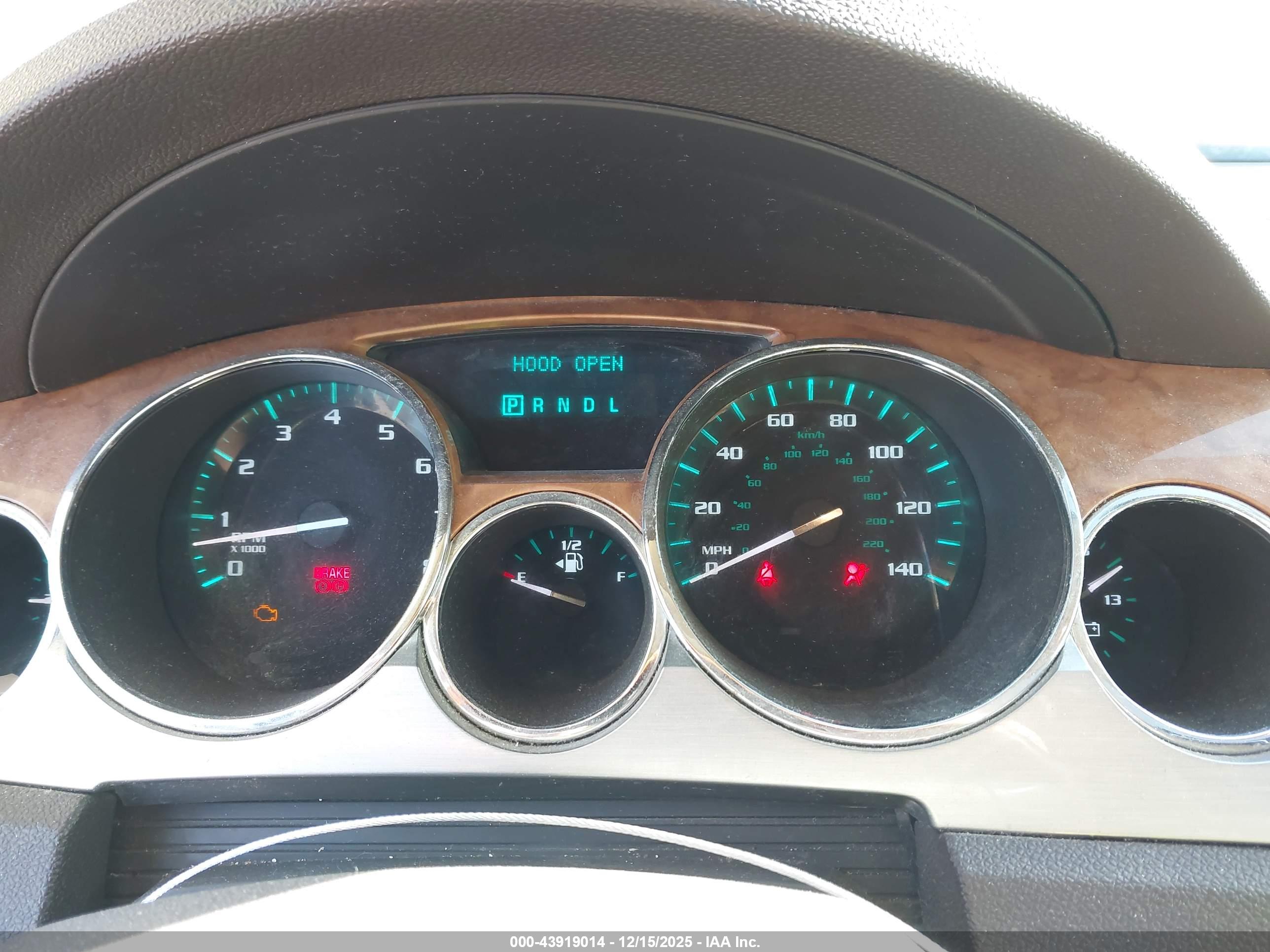BUICK ENCLAVE image 7