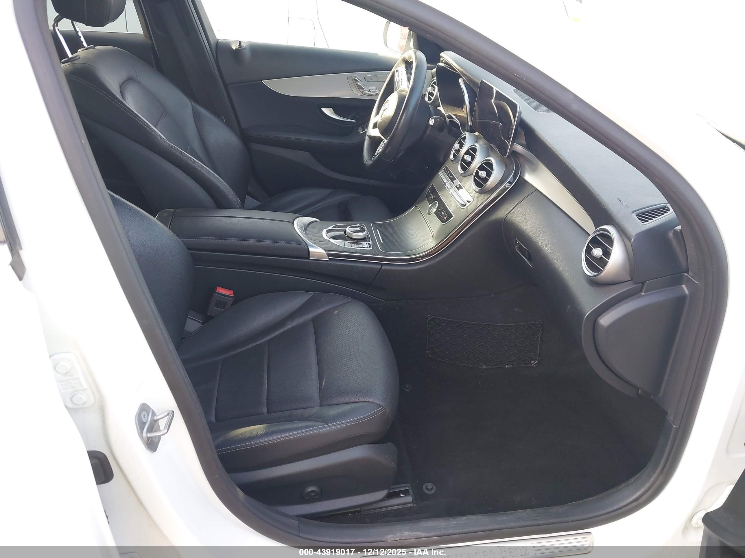 MERCEDES-BENZ C image 5