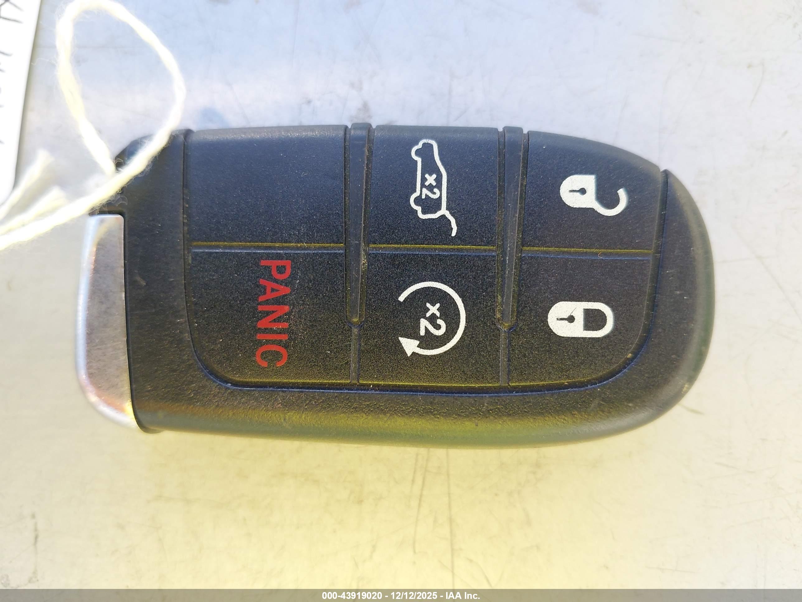 JEEP GRAND image 11