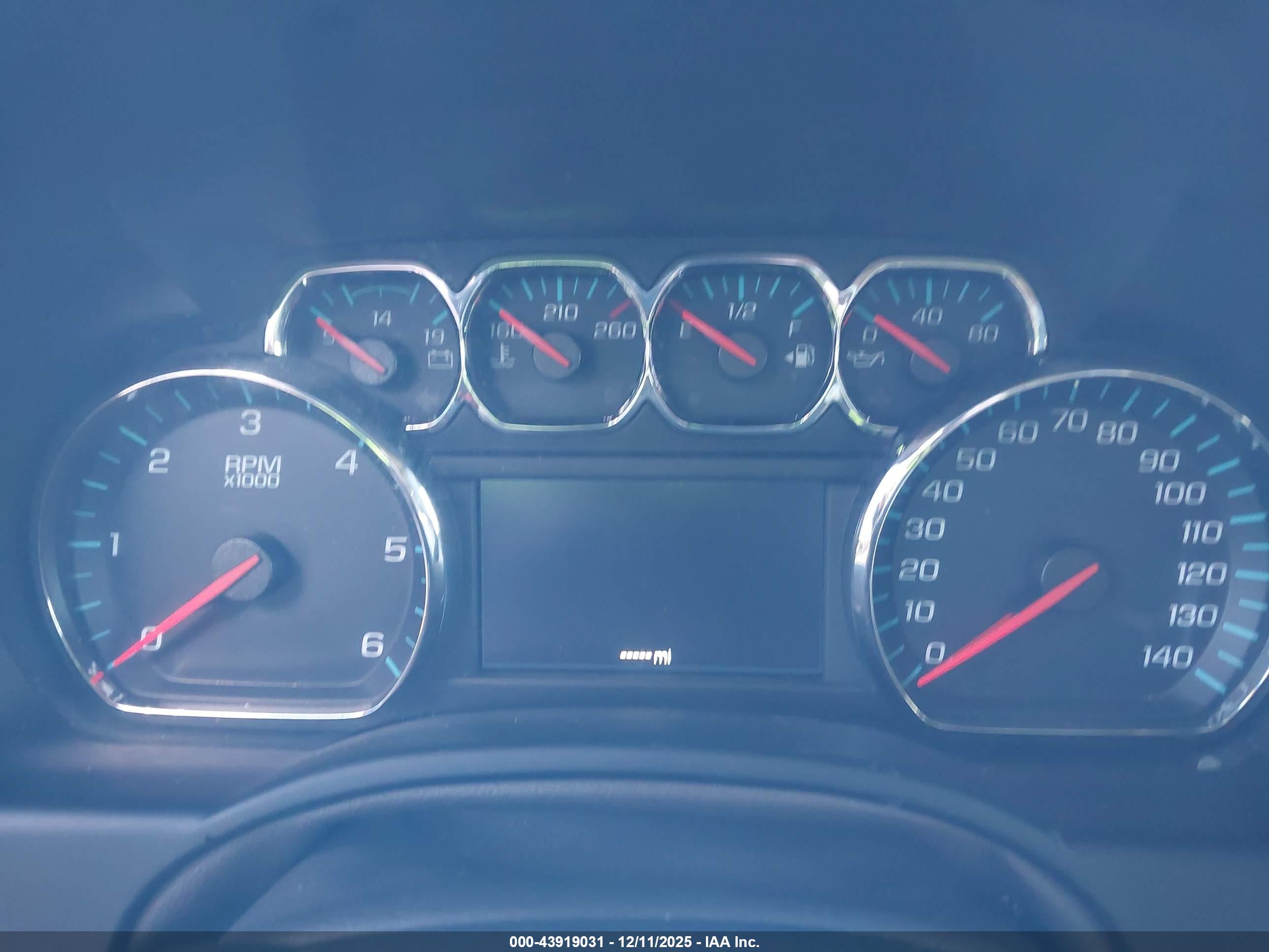 GMC YUKON image 7