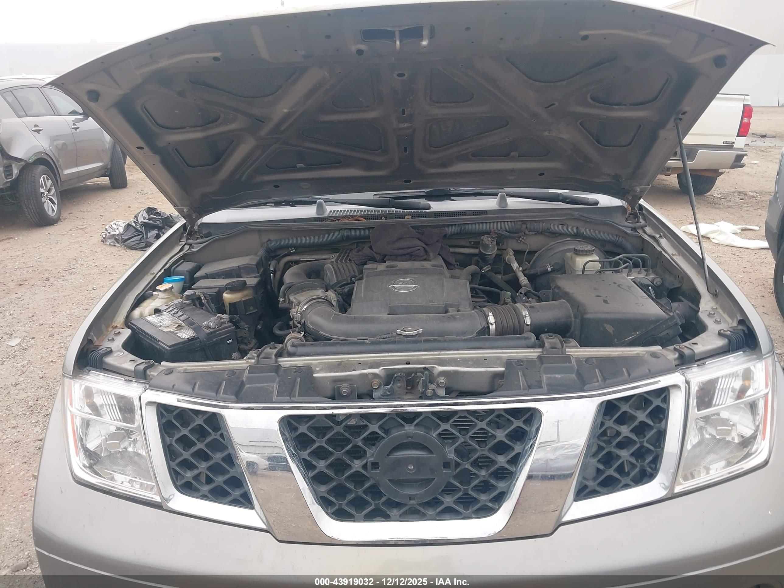 NISSAN PATHFINDER image 10