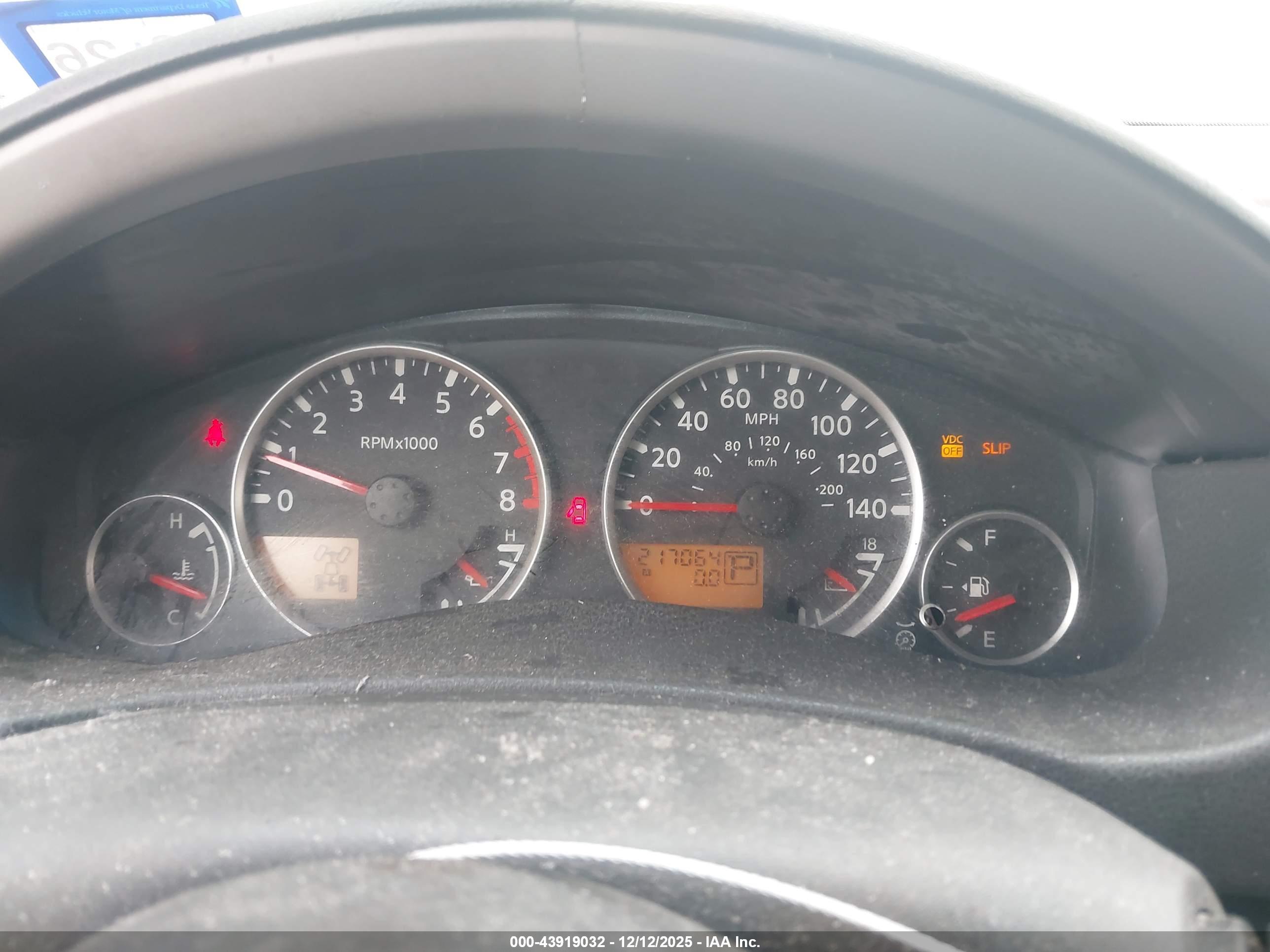 NISSAN PATHFINDER image 7