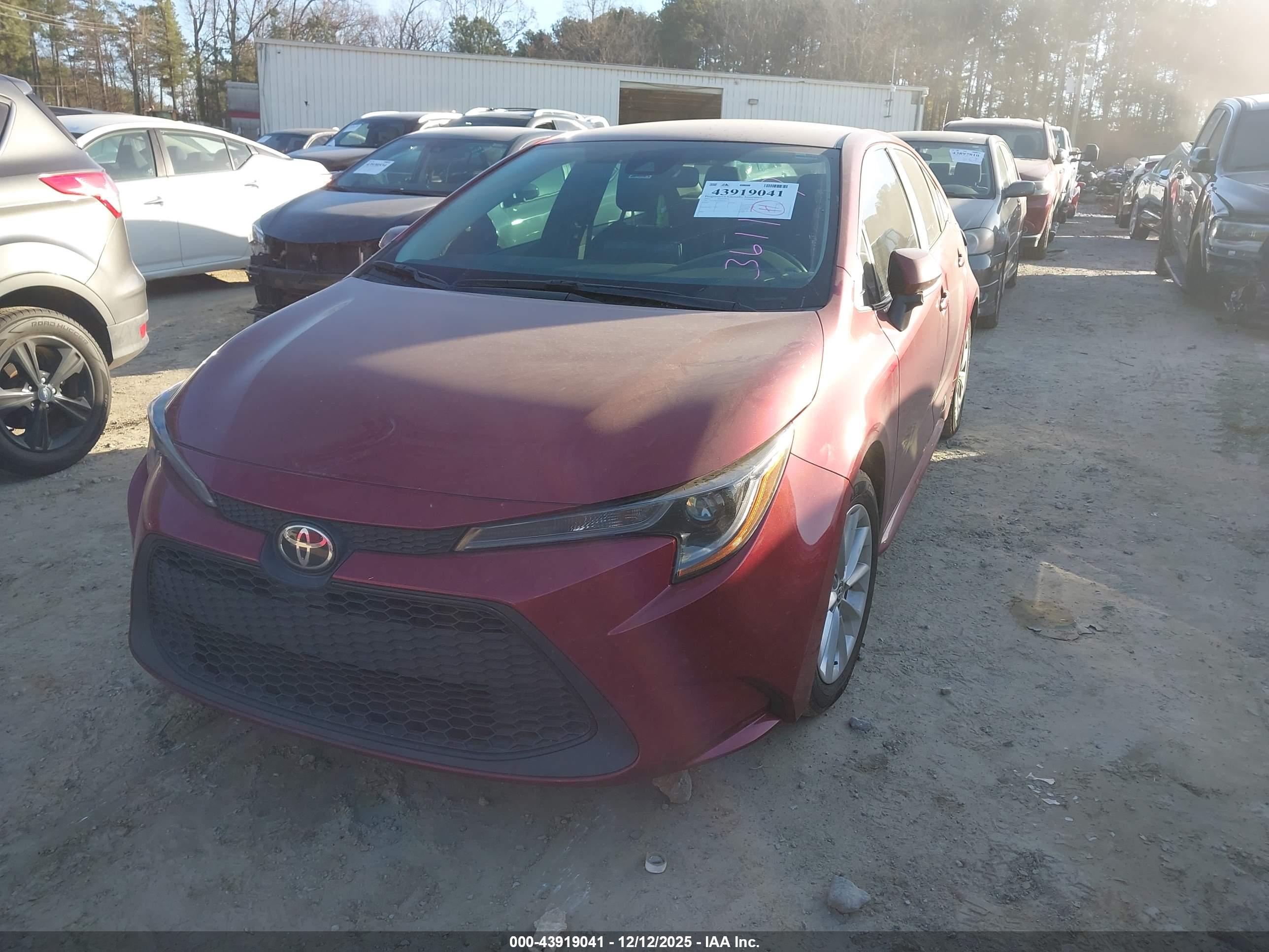 TOYOTA COROLLA image 2