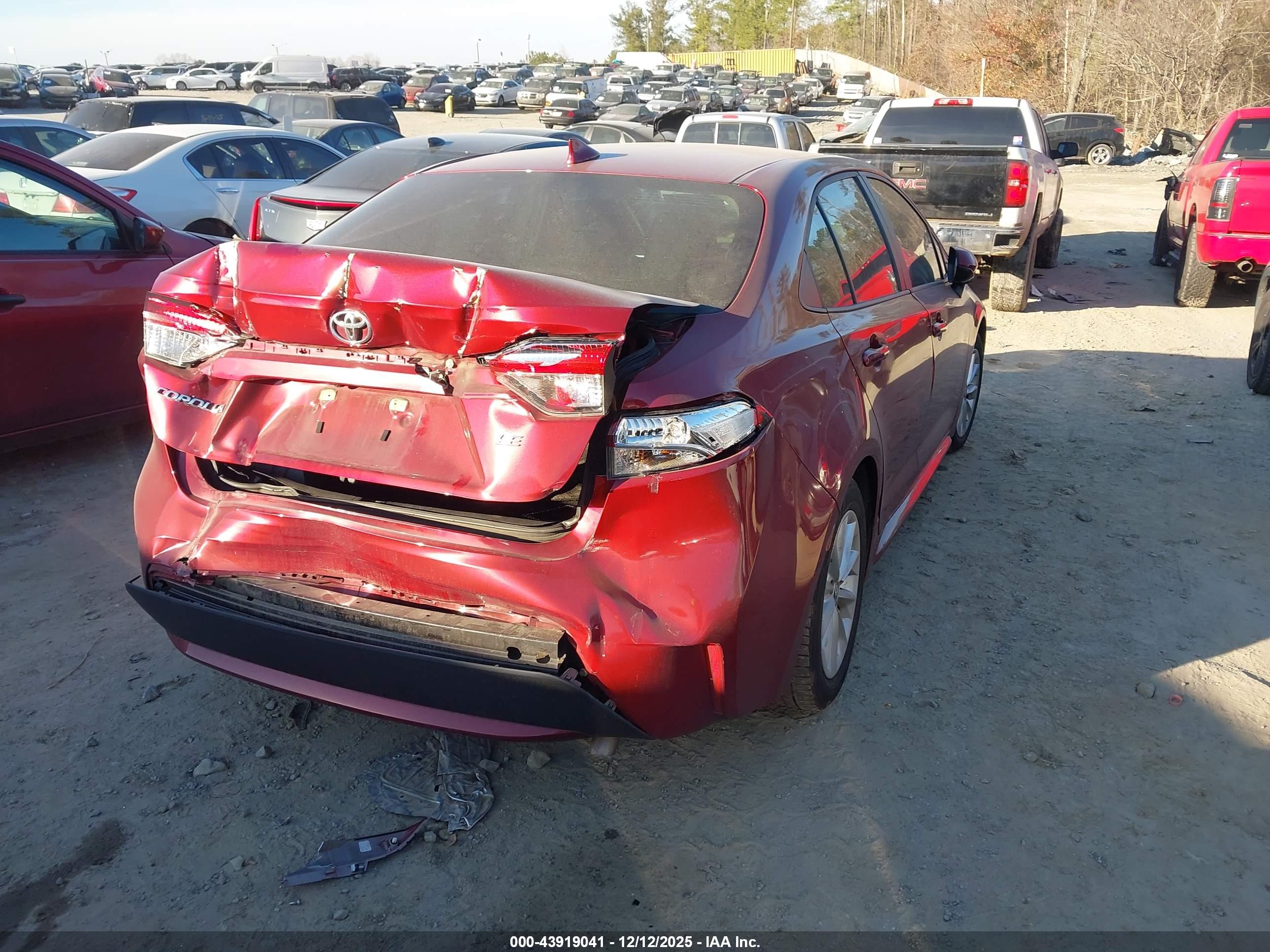 TOYOTA COROLLA image 4