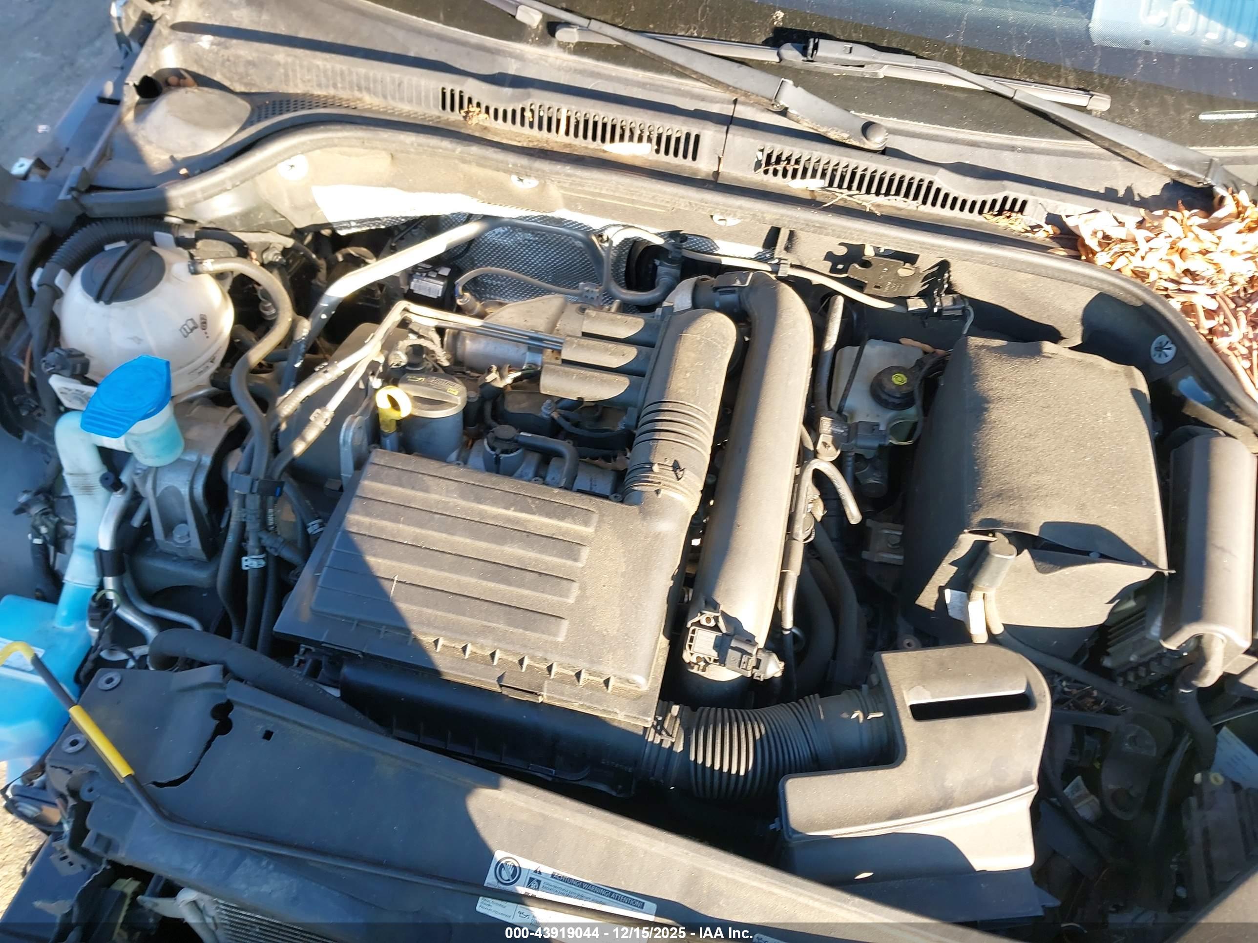 VOLKSWAGEN JETTA image 10