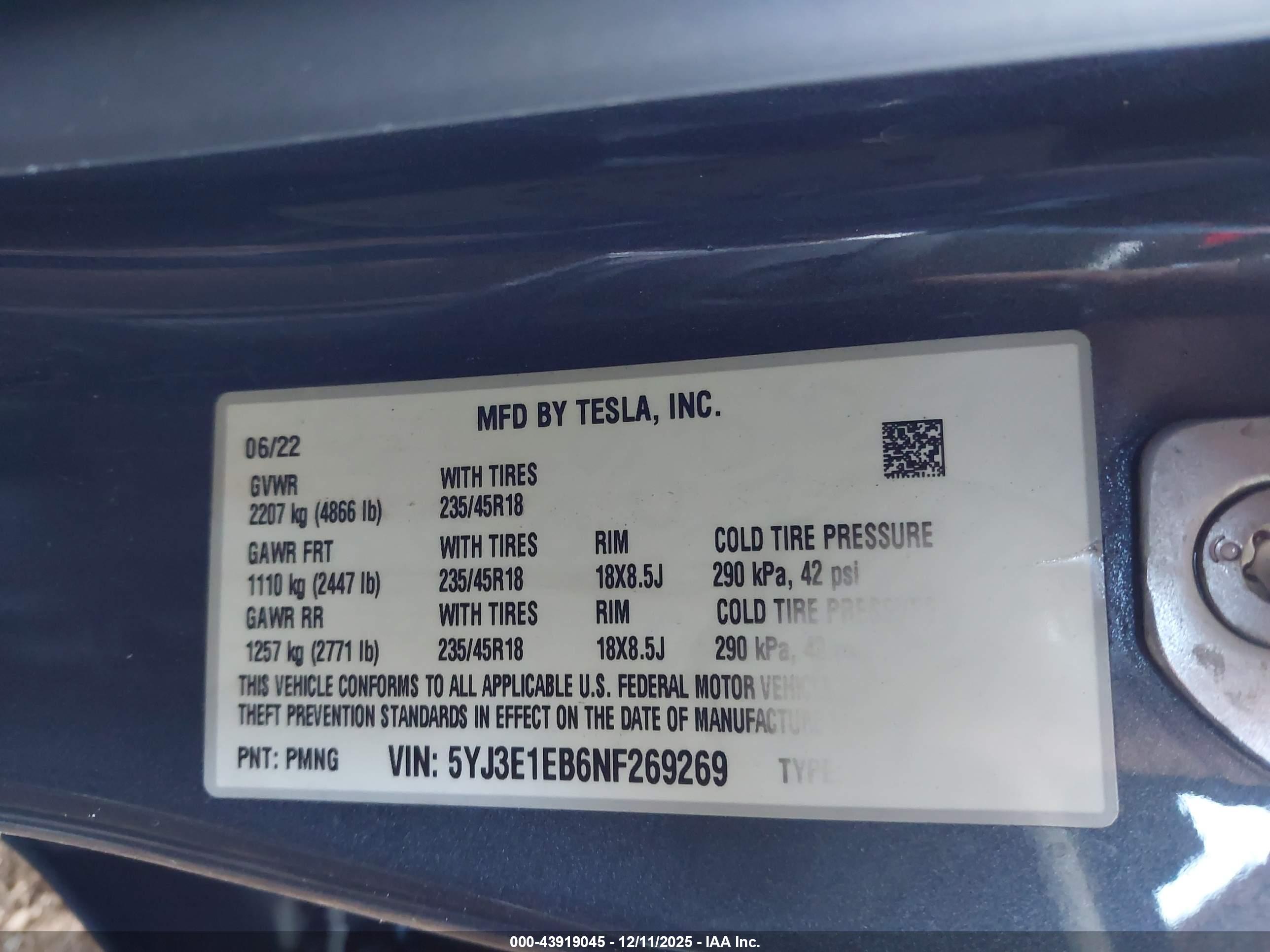 TESLA MODEL image 9
