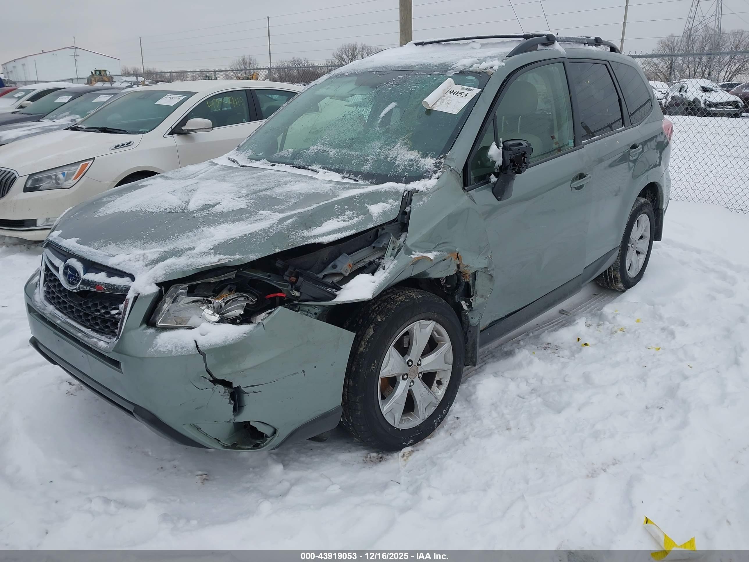 SUBARU FORESTER image 6