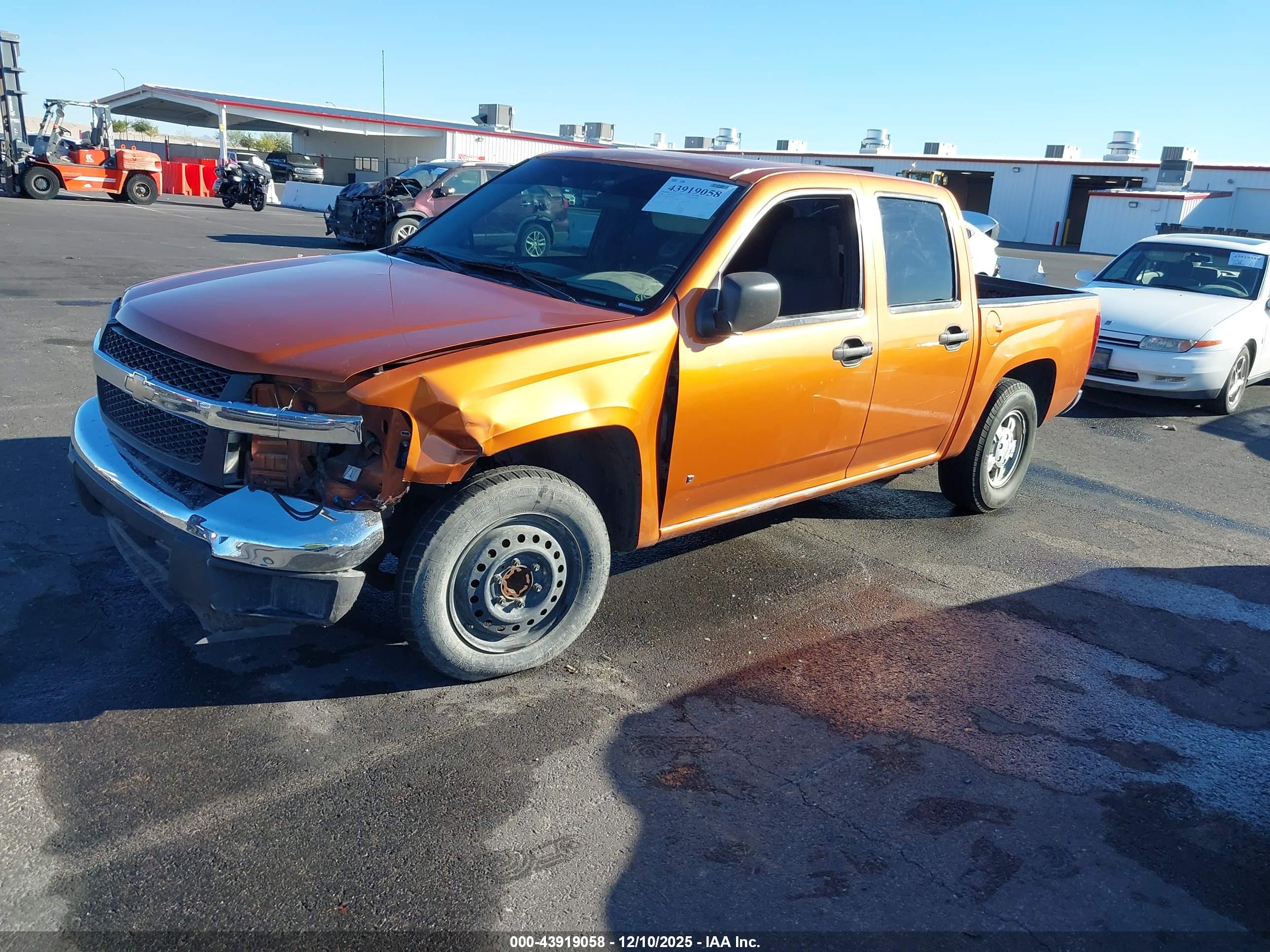 CHEVROLET COLORADO image 2