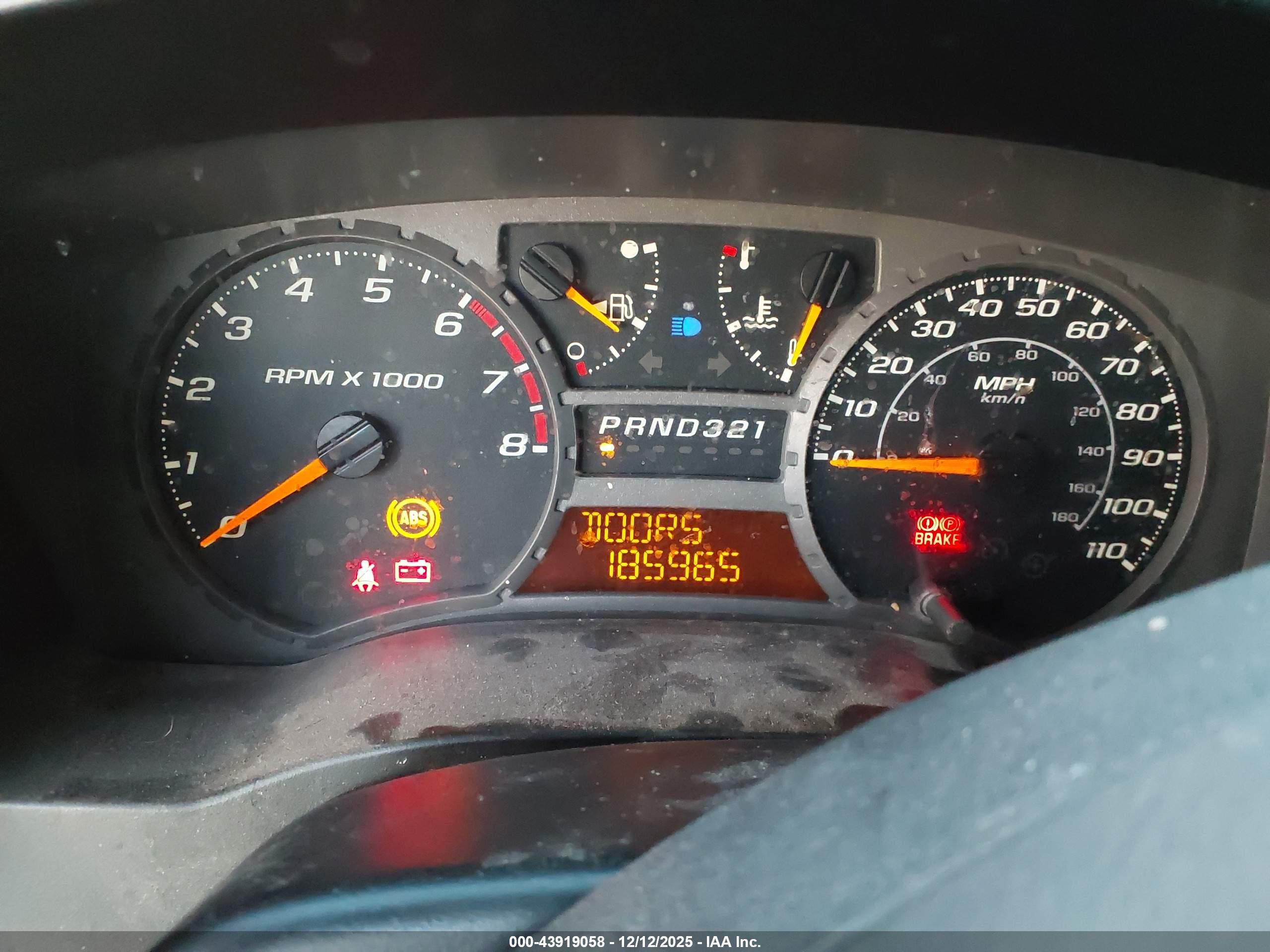 CHEVROLET COLORADO image 7