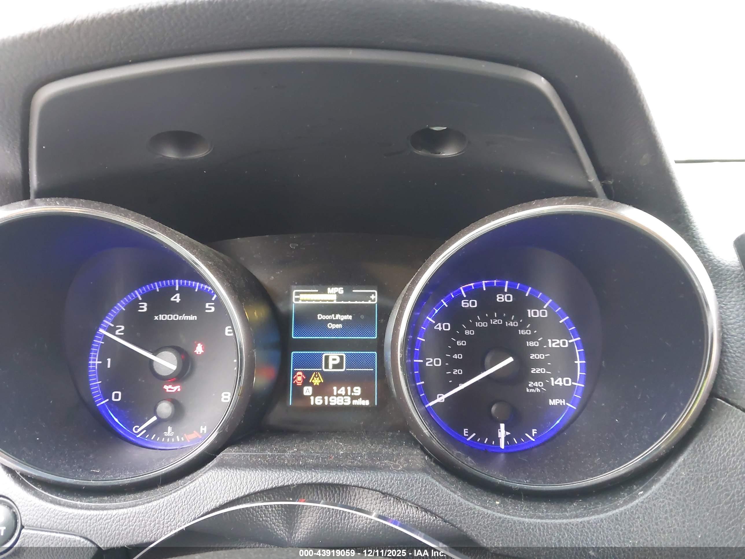 SUBARU OUTBACK image 7